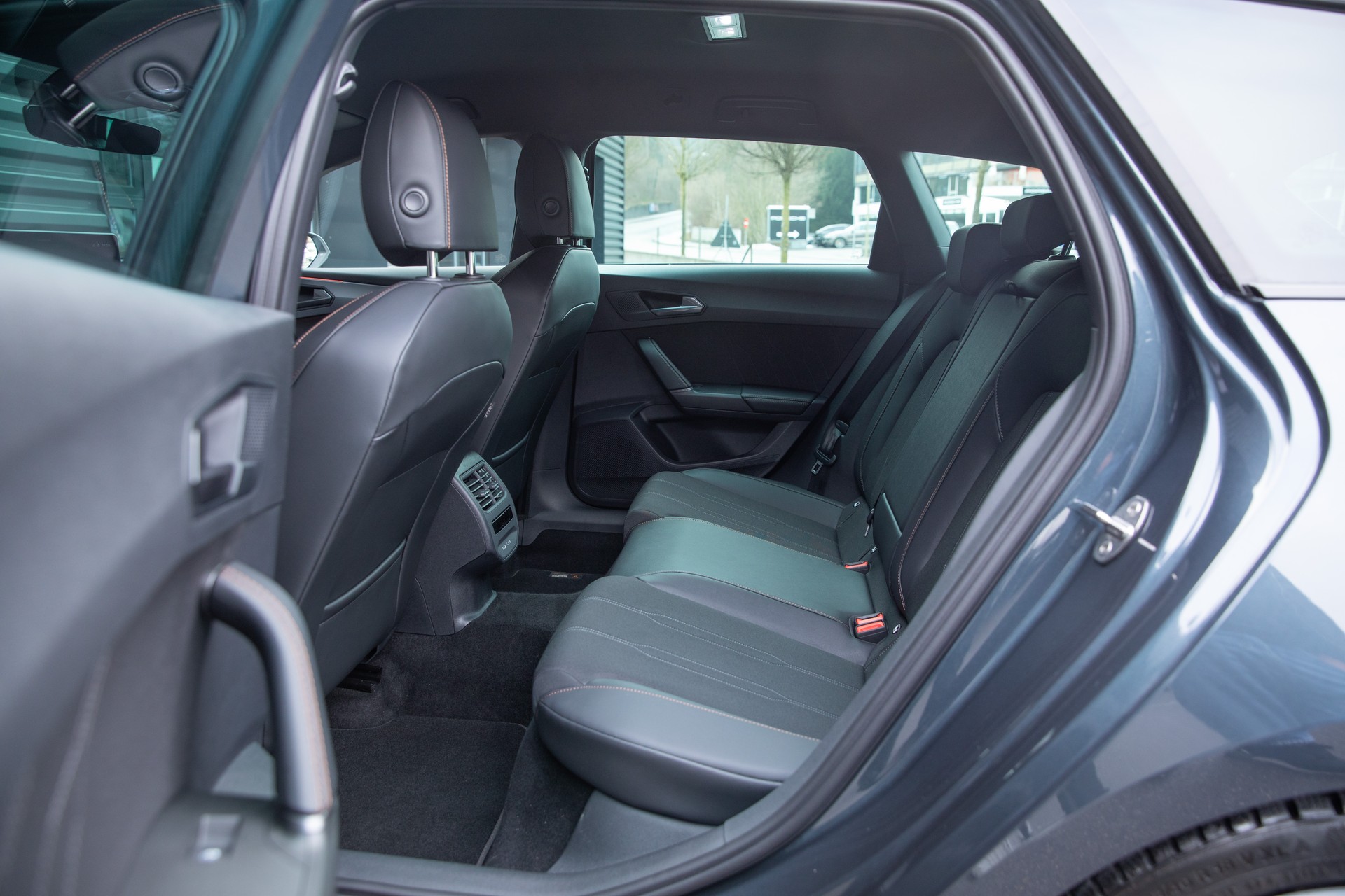 SEAT Cupra-image-8