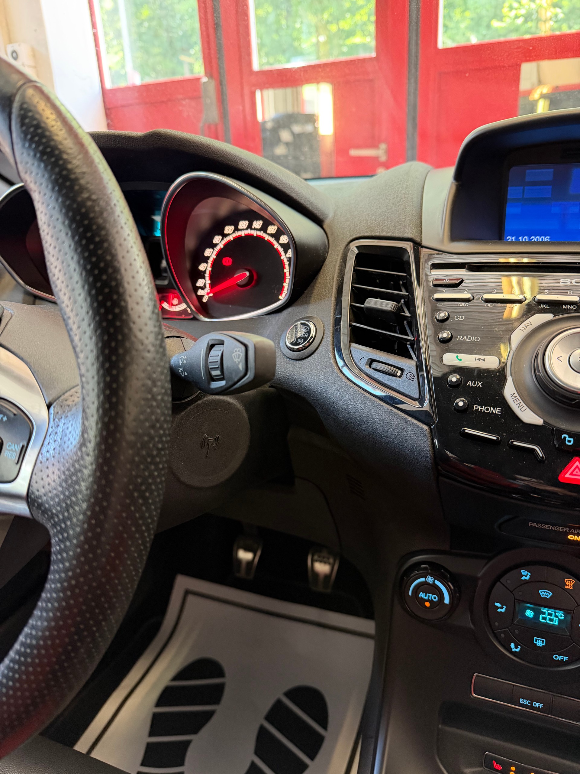 FORD Fiesta 1.6 SCTi ST-2 //NEU AB MFK!-image-12