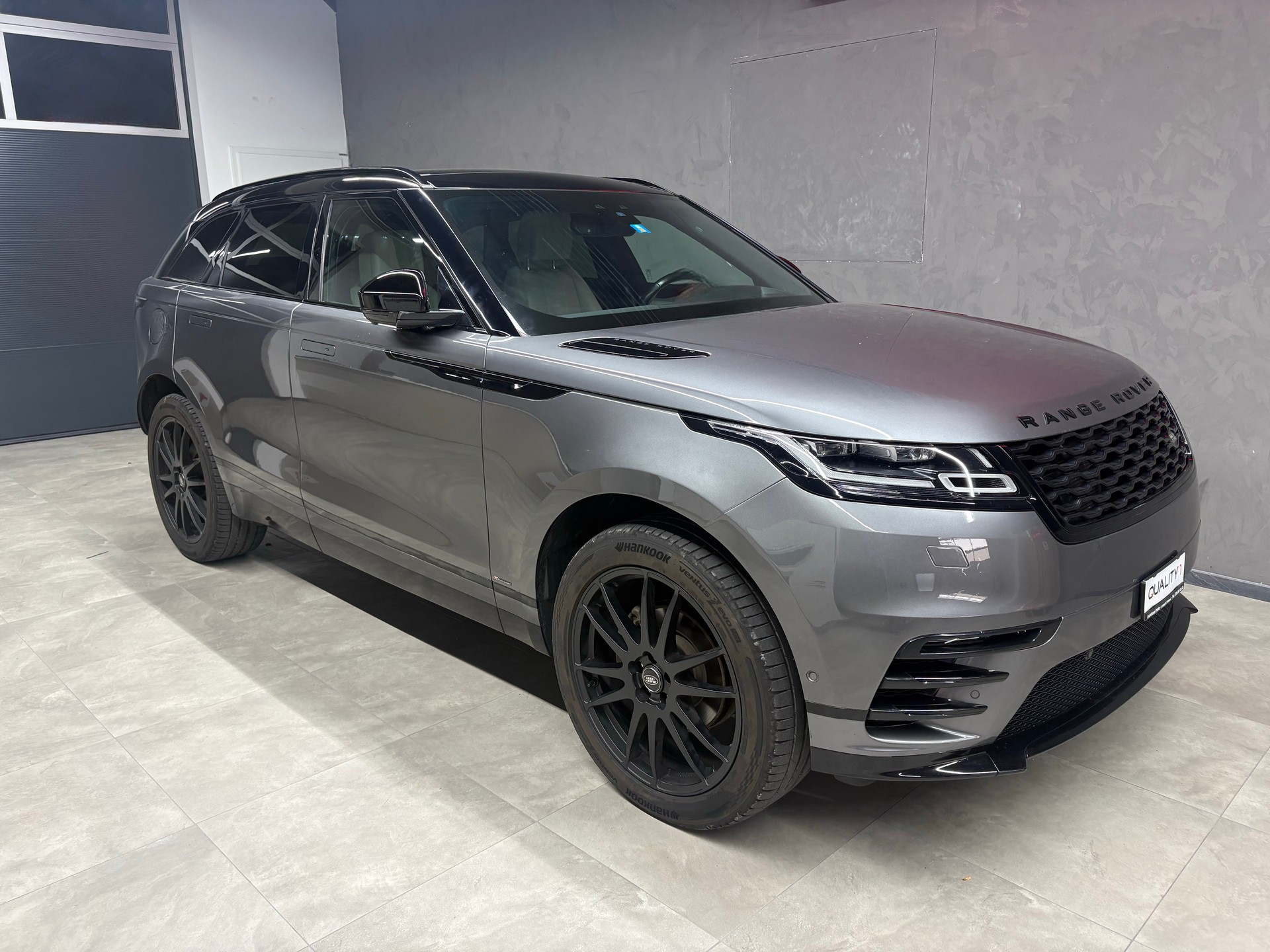 LAND ROVER Range Rover Velar R-Dynamic P 250 SE Automatic-image-0