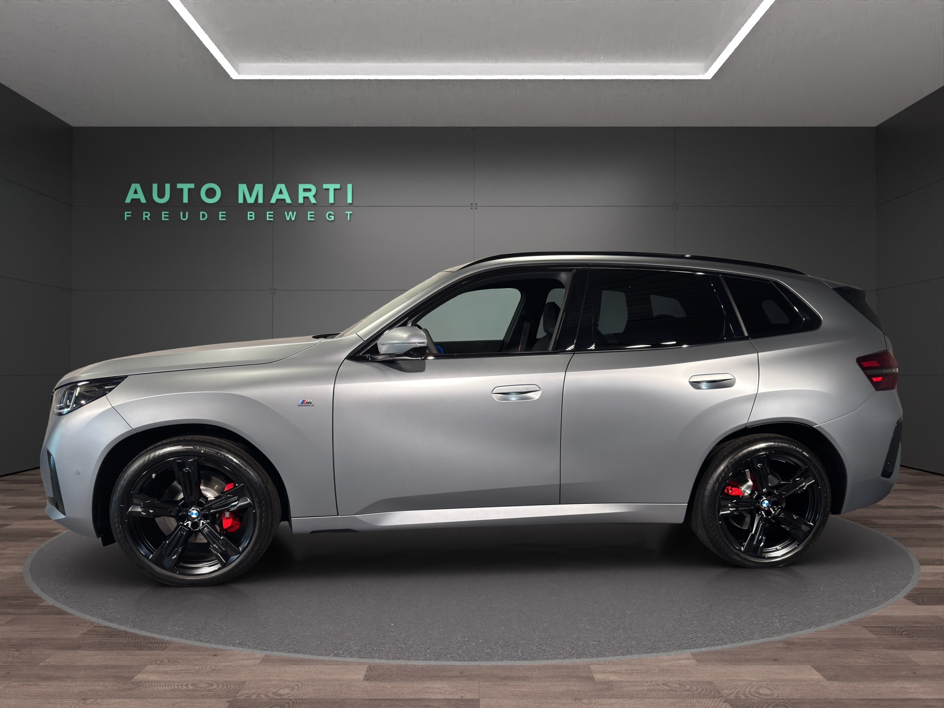 BMW X3 20d xDrive-showroom-element-2