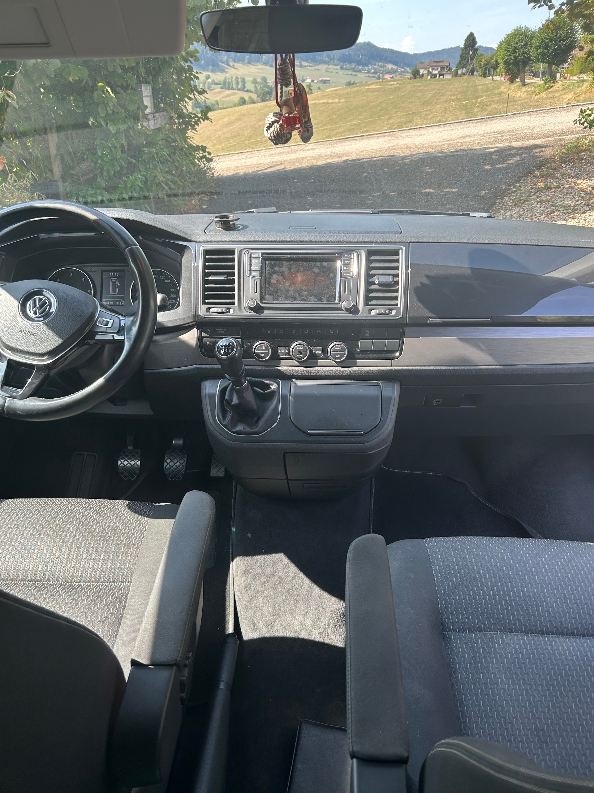 VW 2.0 TDI 150 California Beach Liberty 4m-image-2