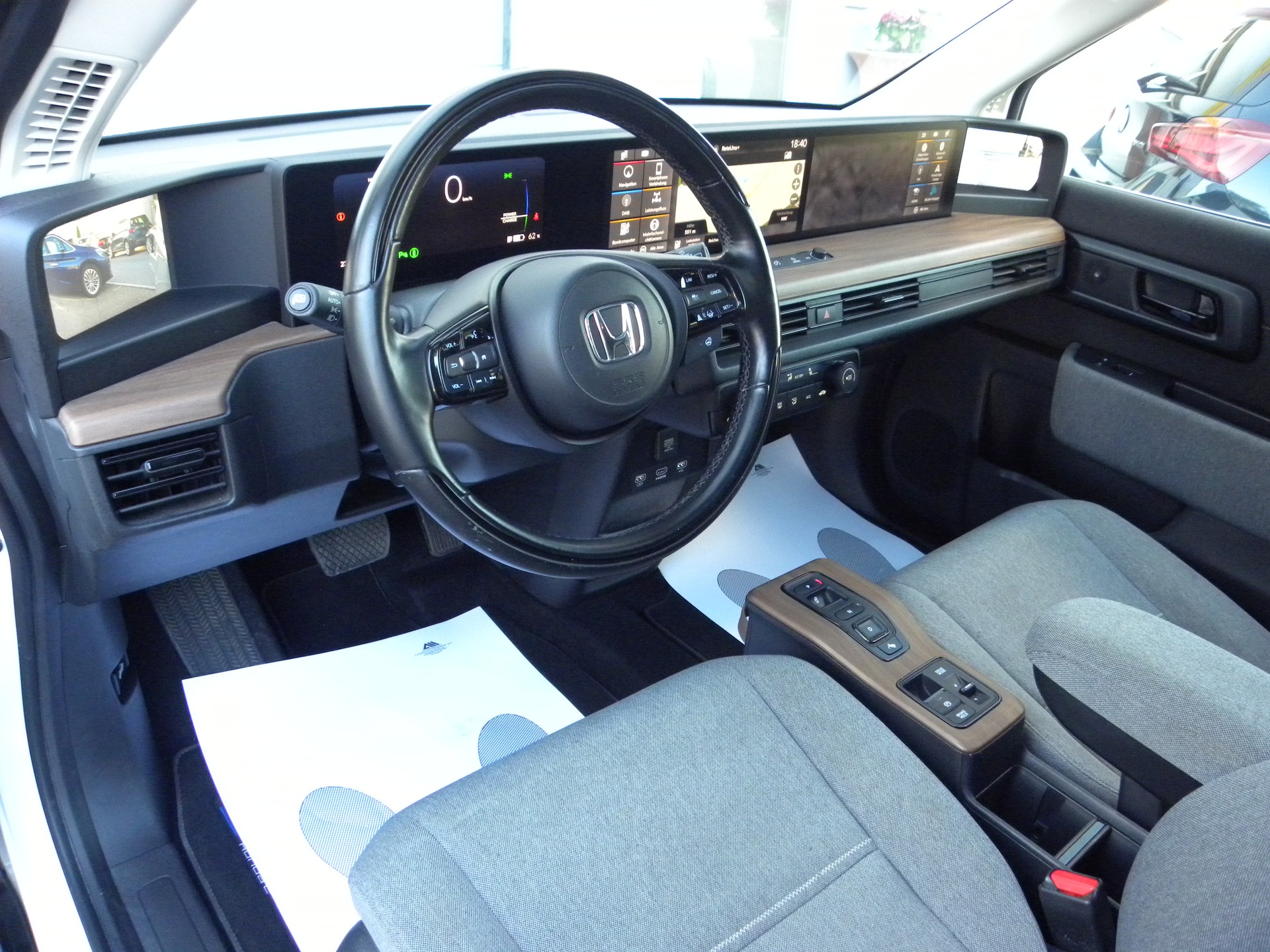 HONDA e Advance-image-6