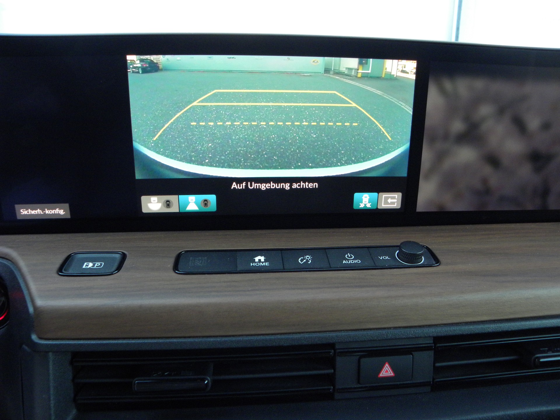 HONDA e Advance-image-10