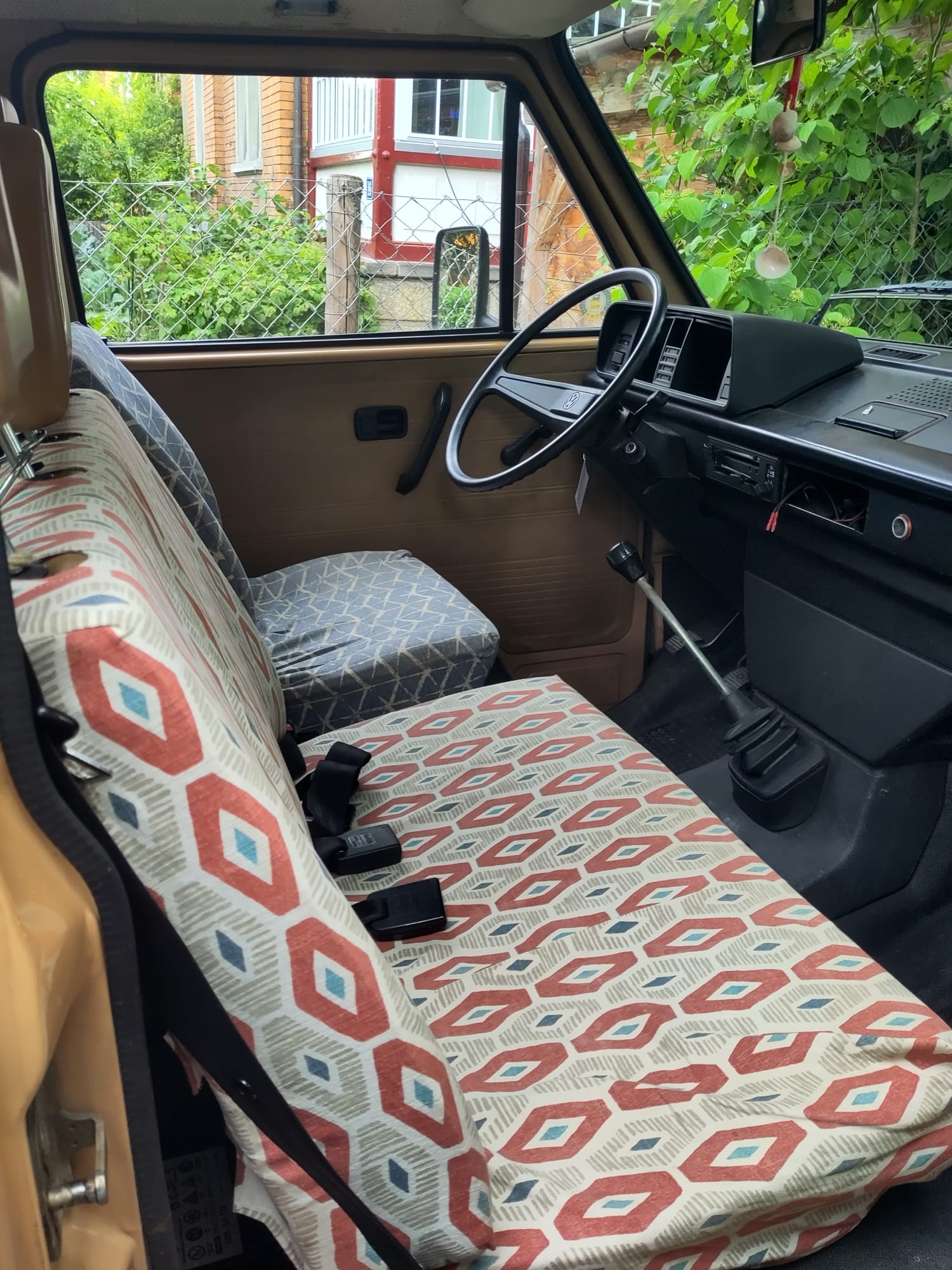VW Transporter-image-2