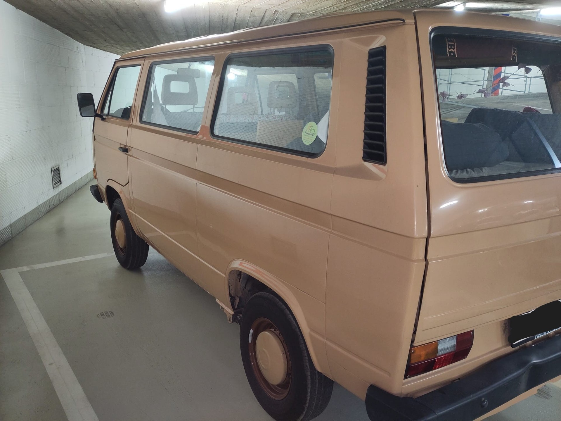 VW Transporter-image-5