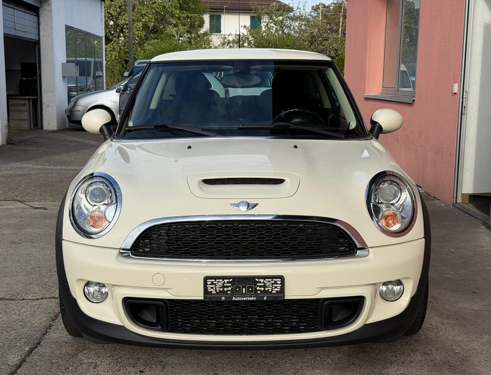 MINI Cooper S / MFK 08.2026-image-1
