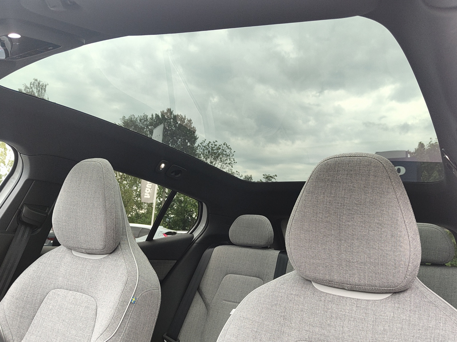 VOLVO EX30 P8 Ultra AWD-image-14