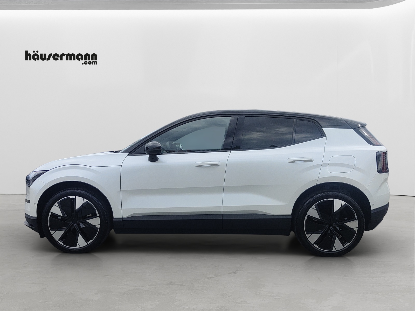VOLVO EX30 P8 Ultra AWD-showroom-element-2