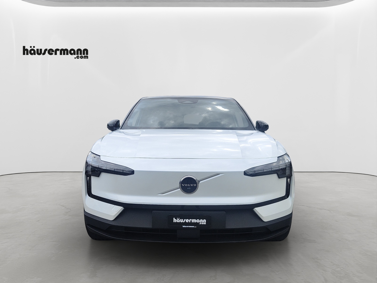 VOLVO EX30 P8 Ultra AWD-showroom-element-1