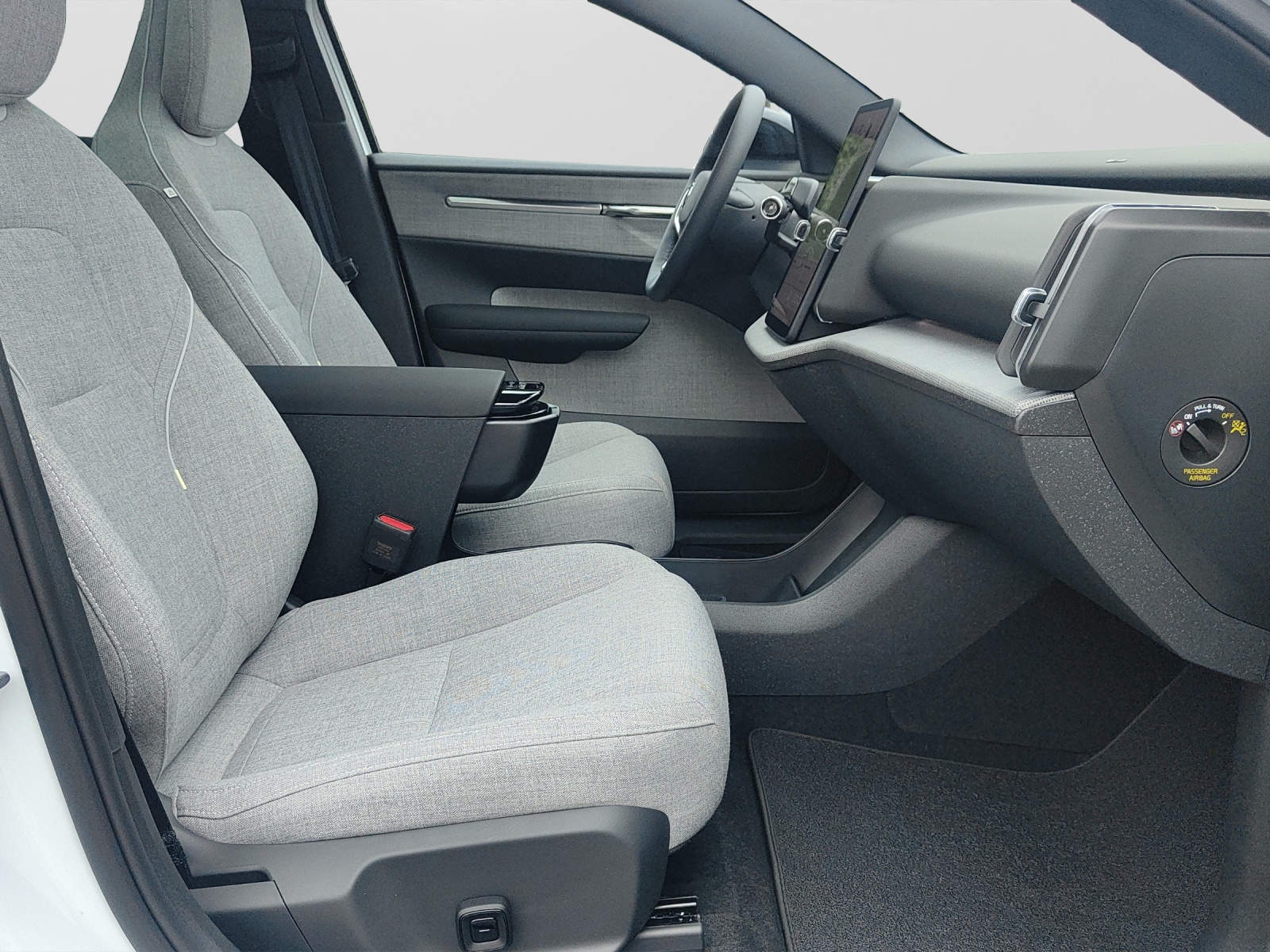 VOLVO EX30 P8 Ultra AWD-image-6