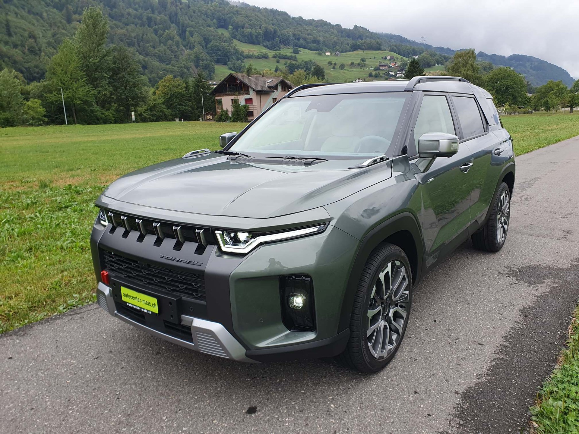 KGM-SsangYong Torres 1.5 Turbo Executive 4WD MJ27-image-3