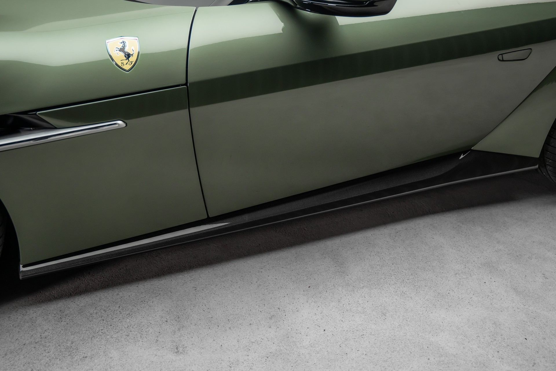 FERRARI 12 Cilindri-image-9