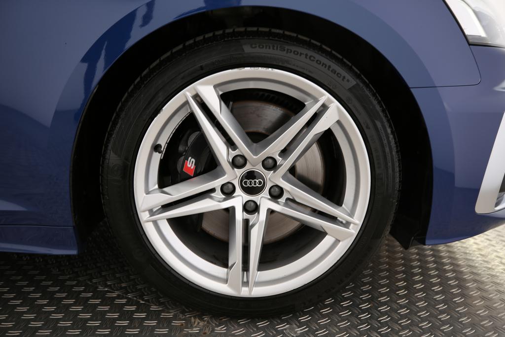 AUDI S5 Cabriolet 3.0 V6 TFSI quattro T-Tronic-image-12