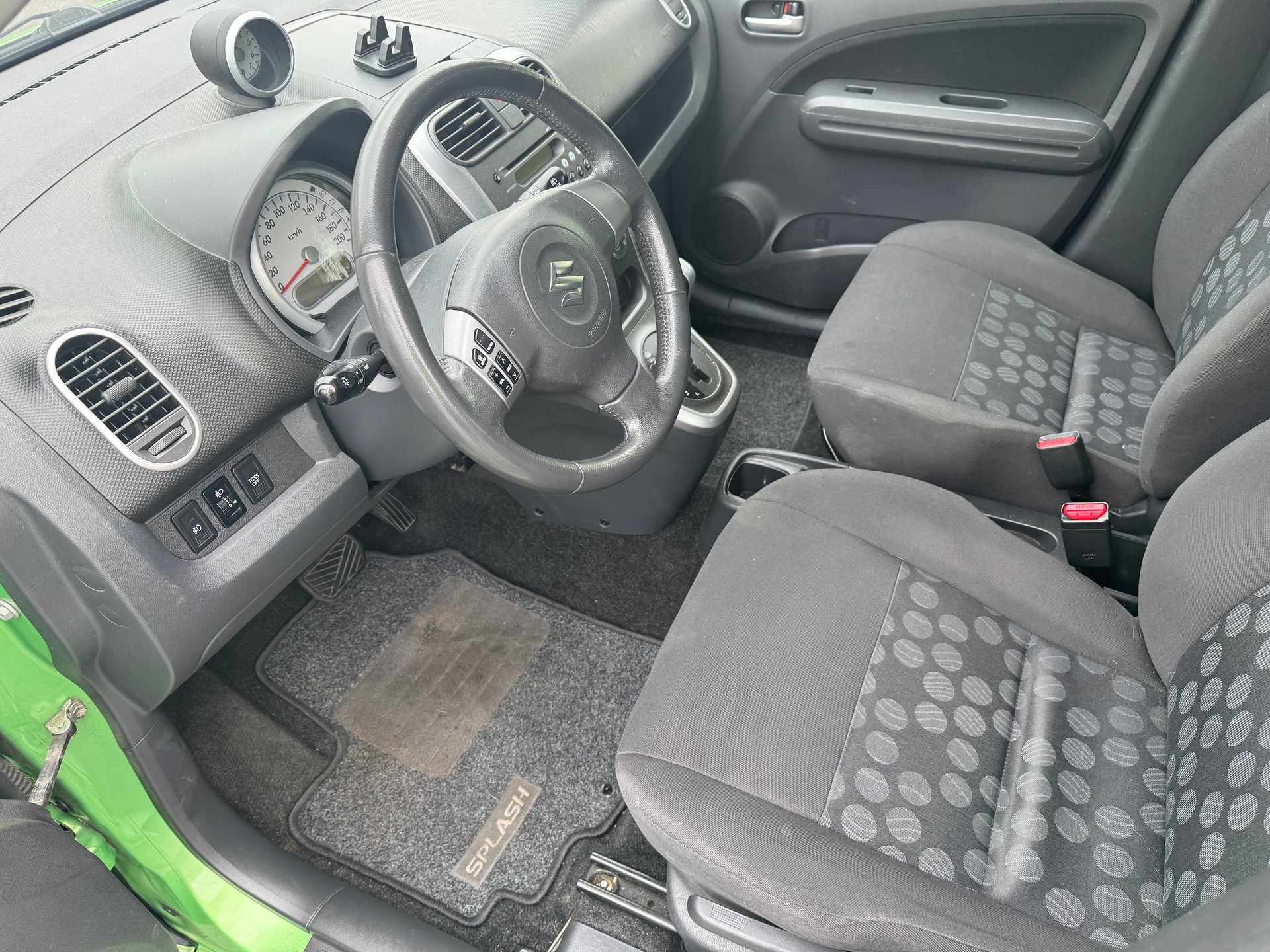 SUZUKI Splash 1.2i 16V GL Top Automatic-image-6