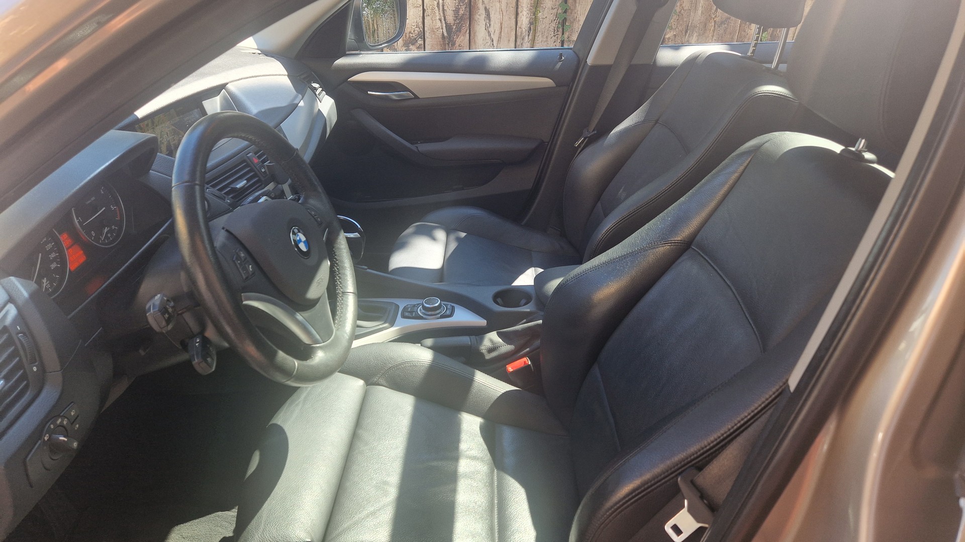 BMW 23d xDrive Steptronic-image-7