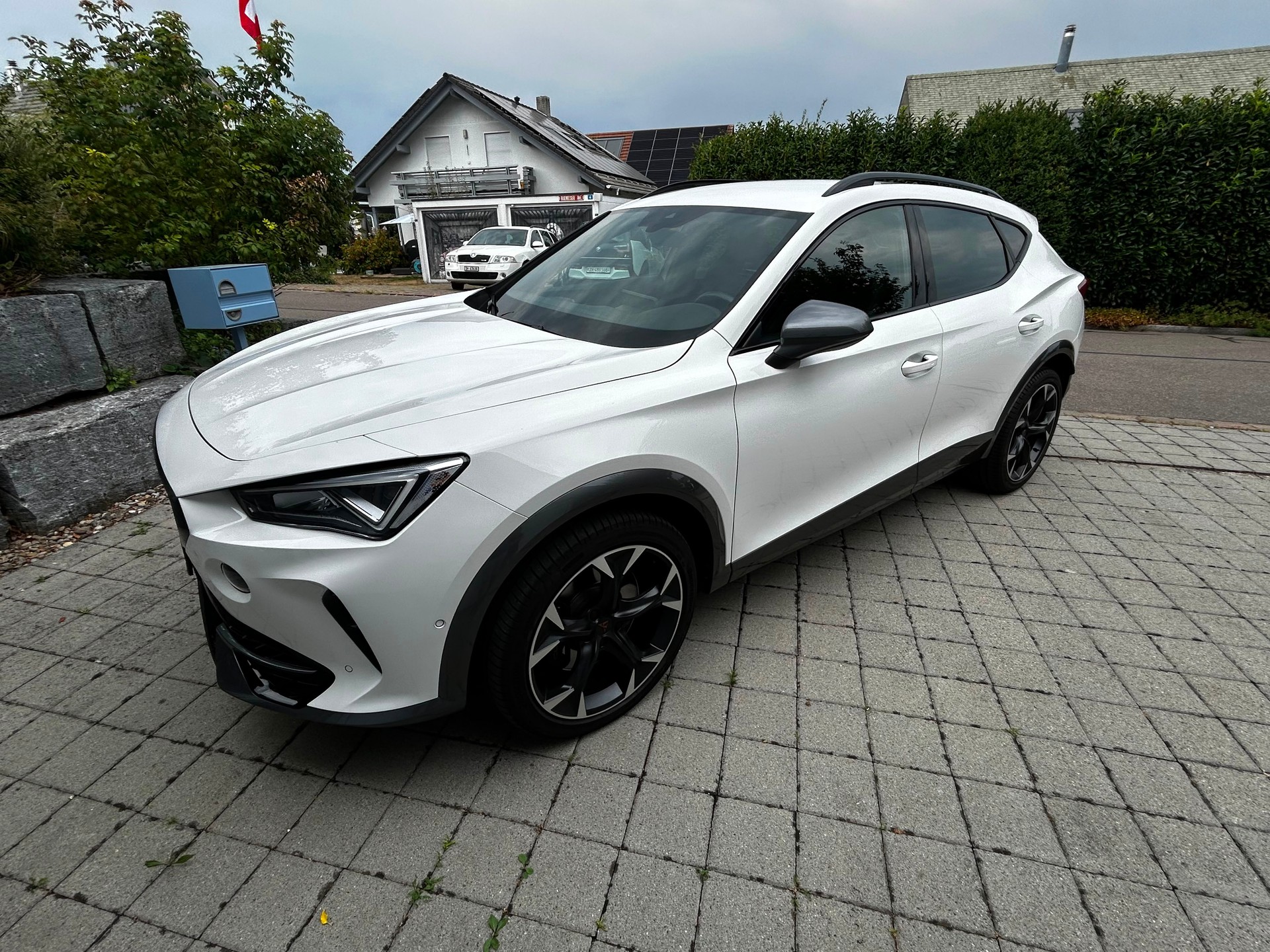 CUPRA 2.0 TSI VZ DSG-image-2