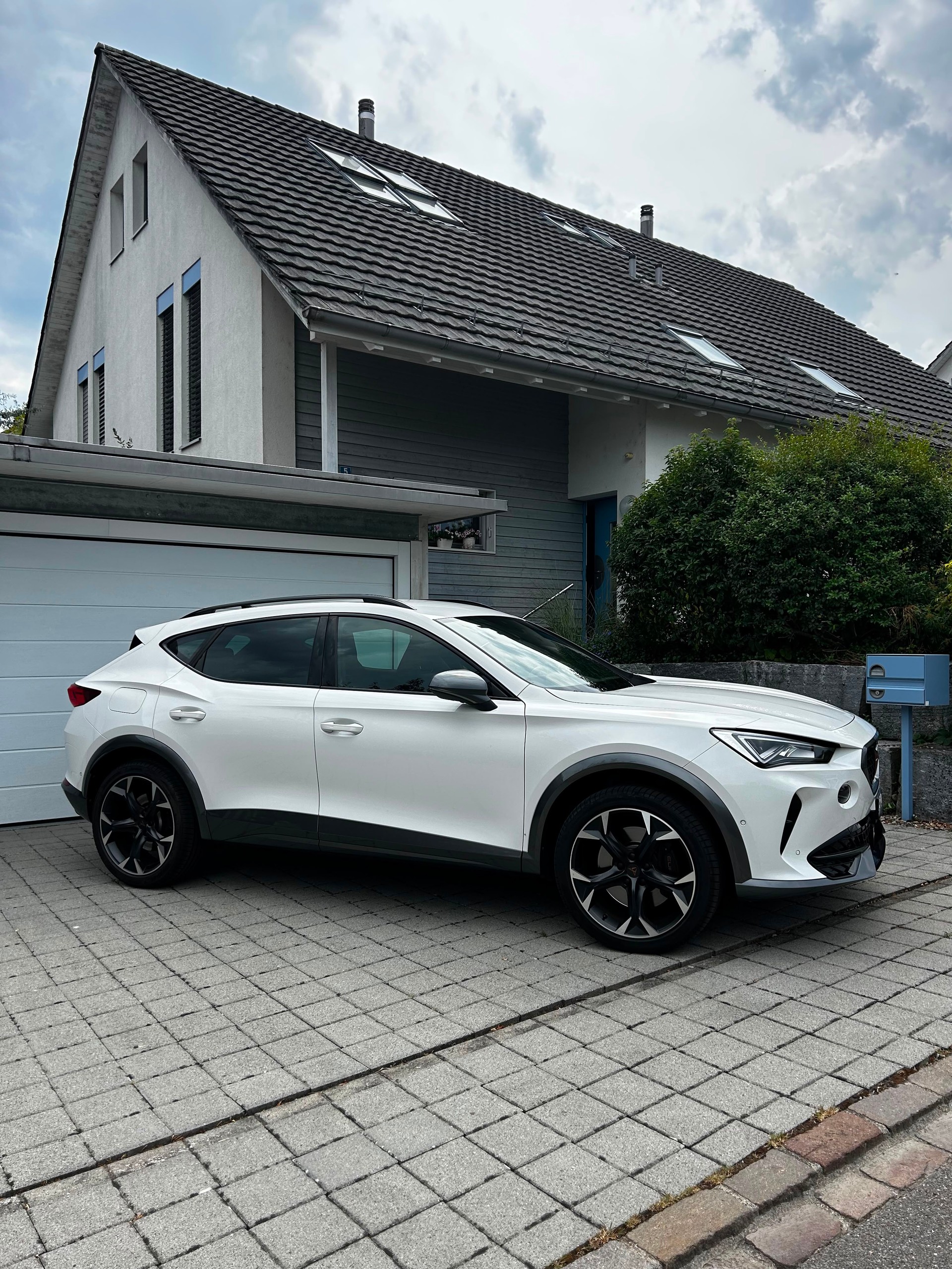 CUPRA 2.0 TSI VZ DSG-image-1