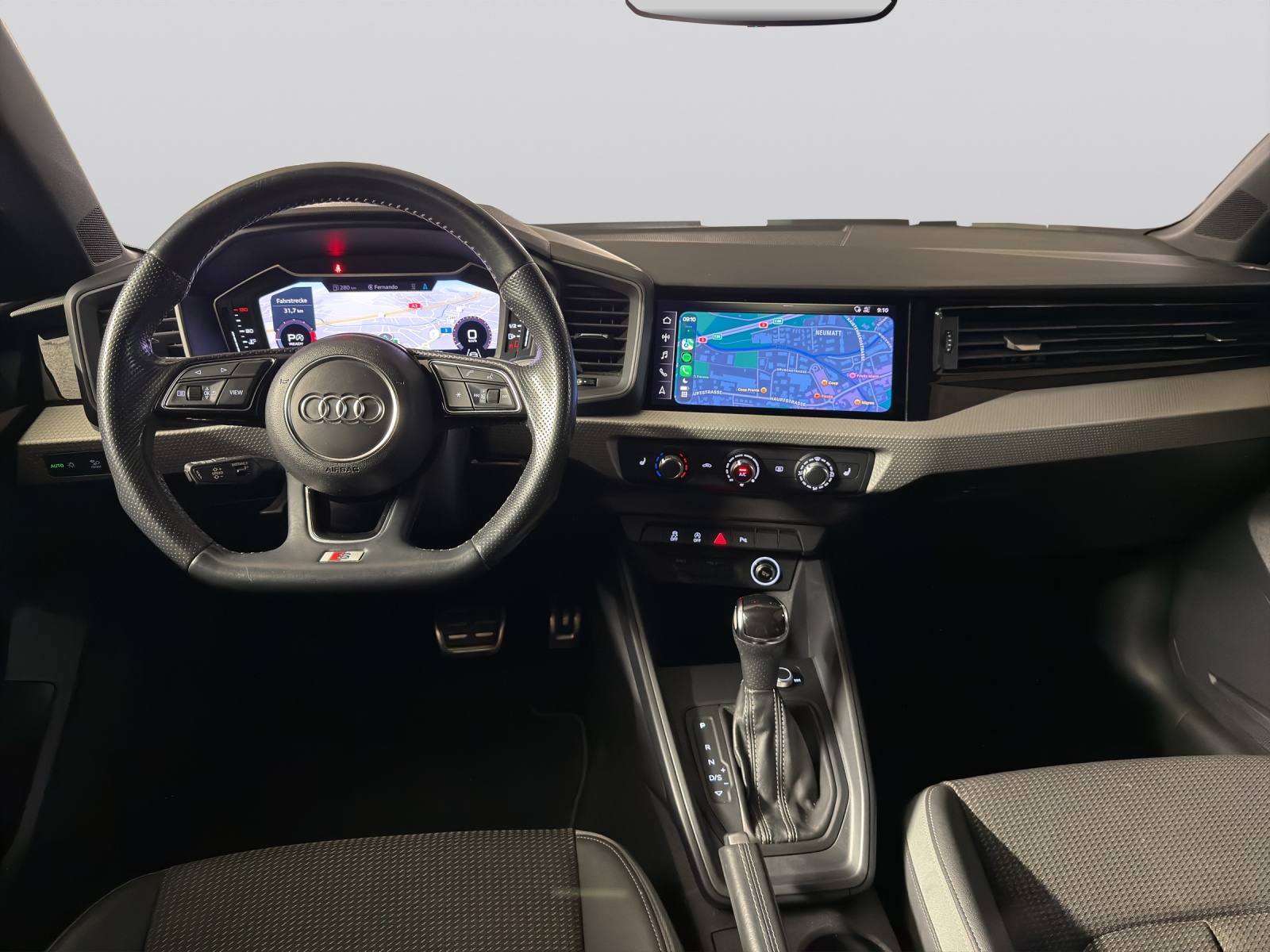 AUDI A1 Sportback 30 TFSI S Line S-tronic-image-13