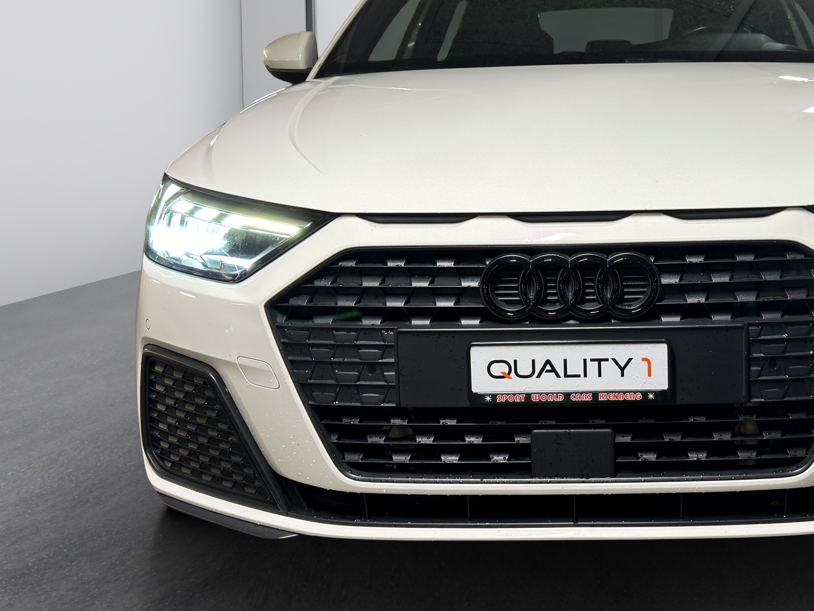 AUDI A1 Sportback 30 TFSI S Line S-tronic-image-5