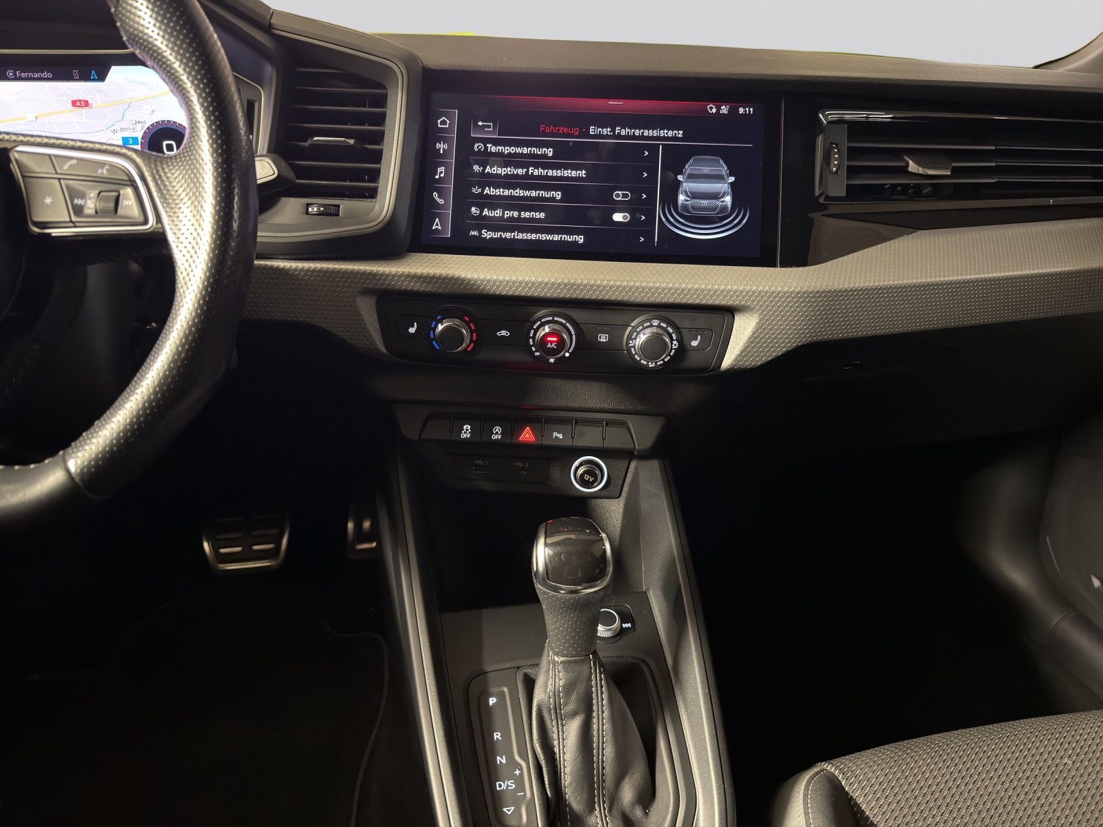 AUDI A1 Sportback 30 TFSI S Line S-tronic-image-17