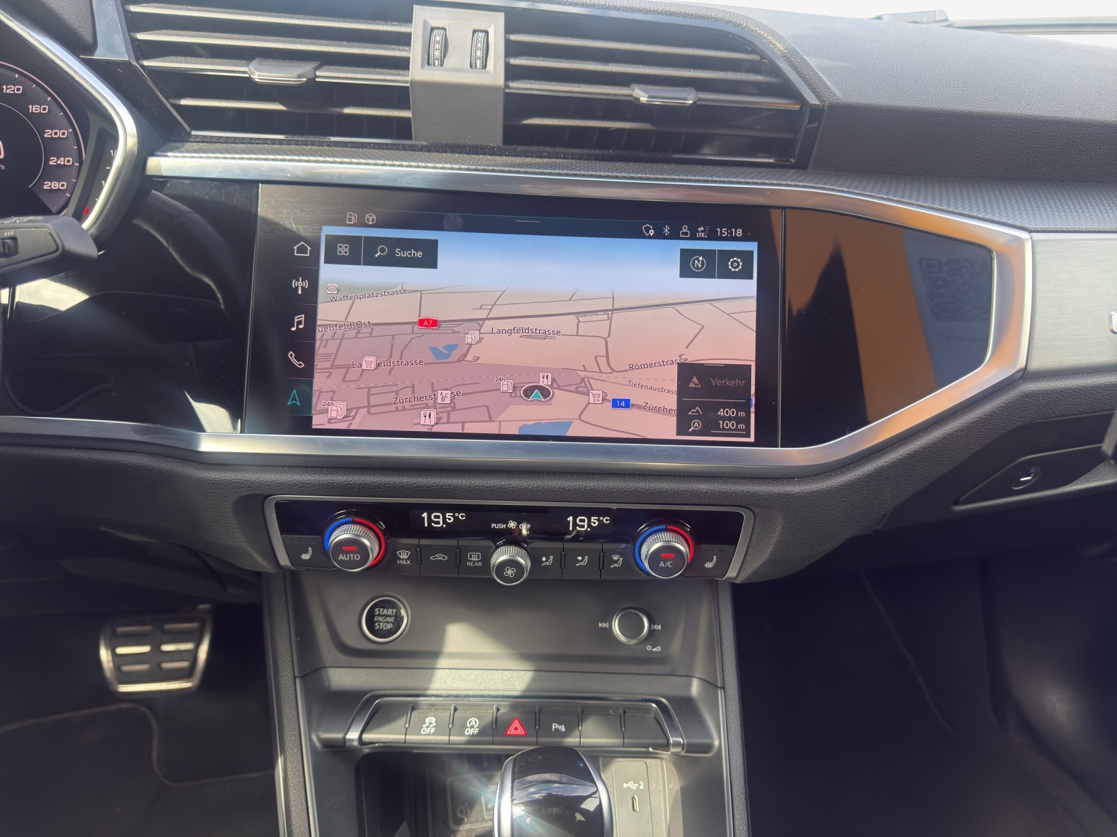 AUDI Q3 35 TFSI S line Attraction S-tronic-image-10