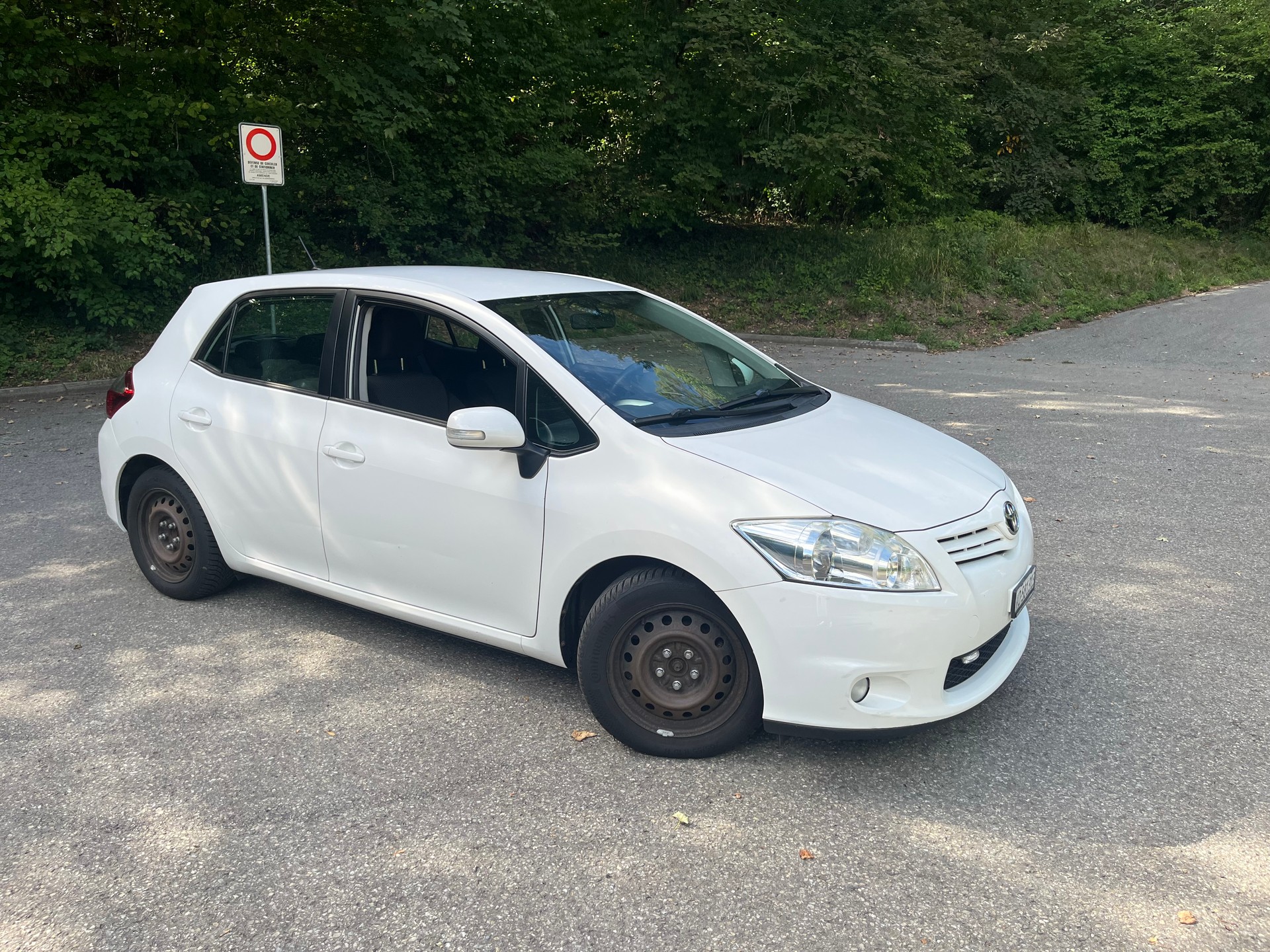 TOYOTA Auris 1.6 easy-image-7