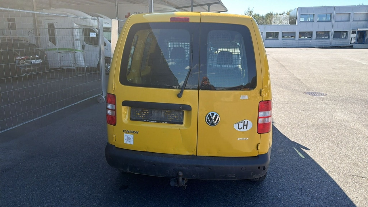 VW Caddy 2.0TDI 4Motion-image-6