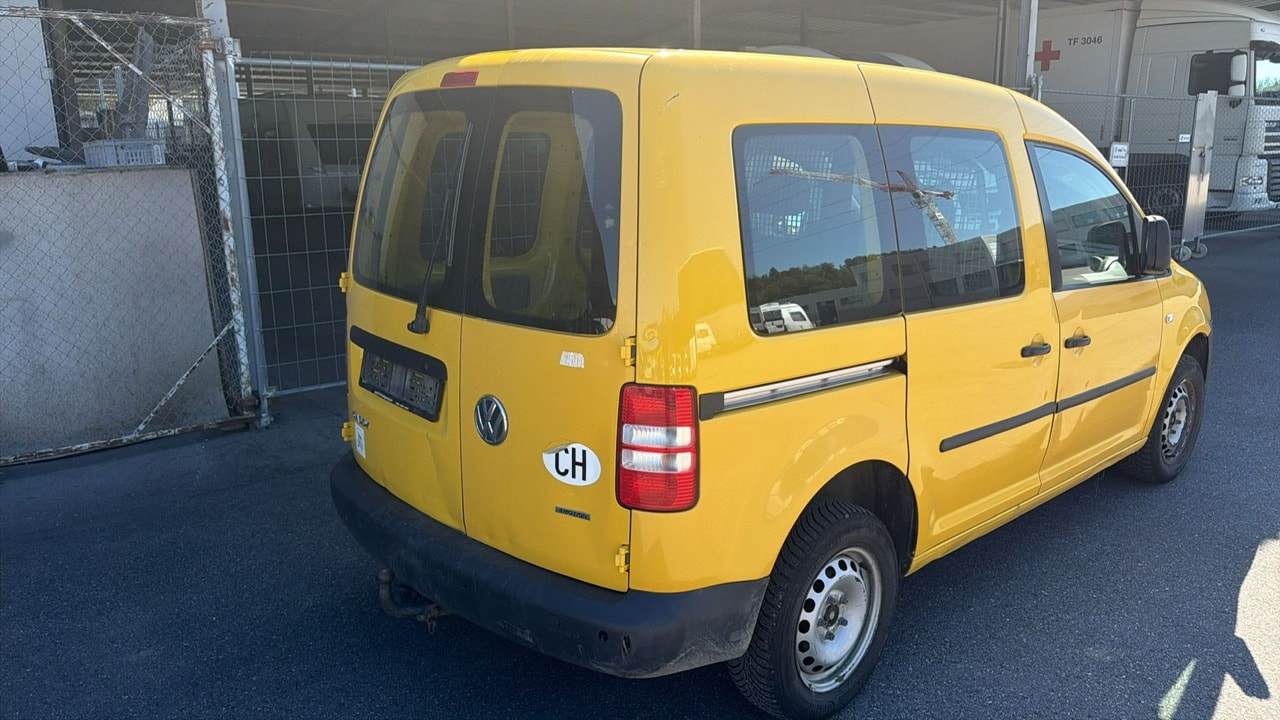 VW Caddy 2.0TDI 4Motion-image-3
