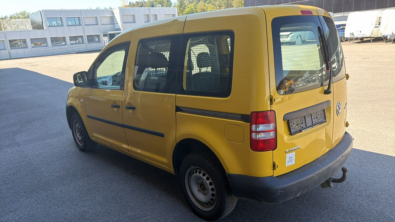 VW Caddy 2.0TDI 4Motion-image-4
