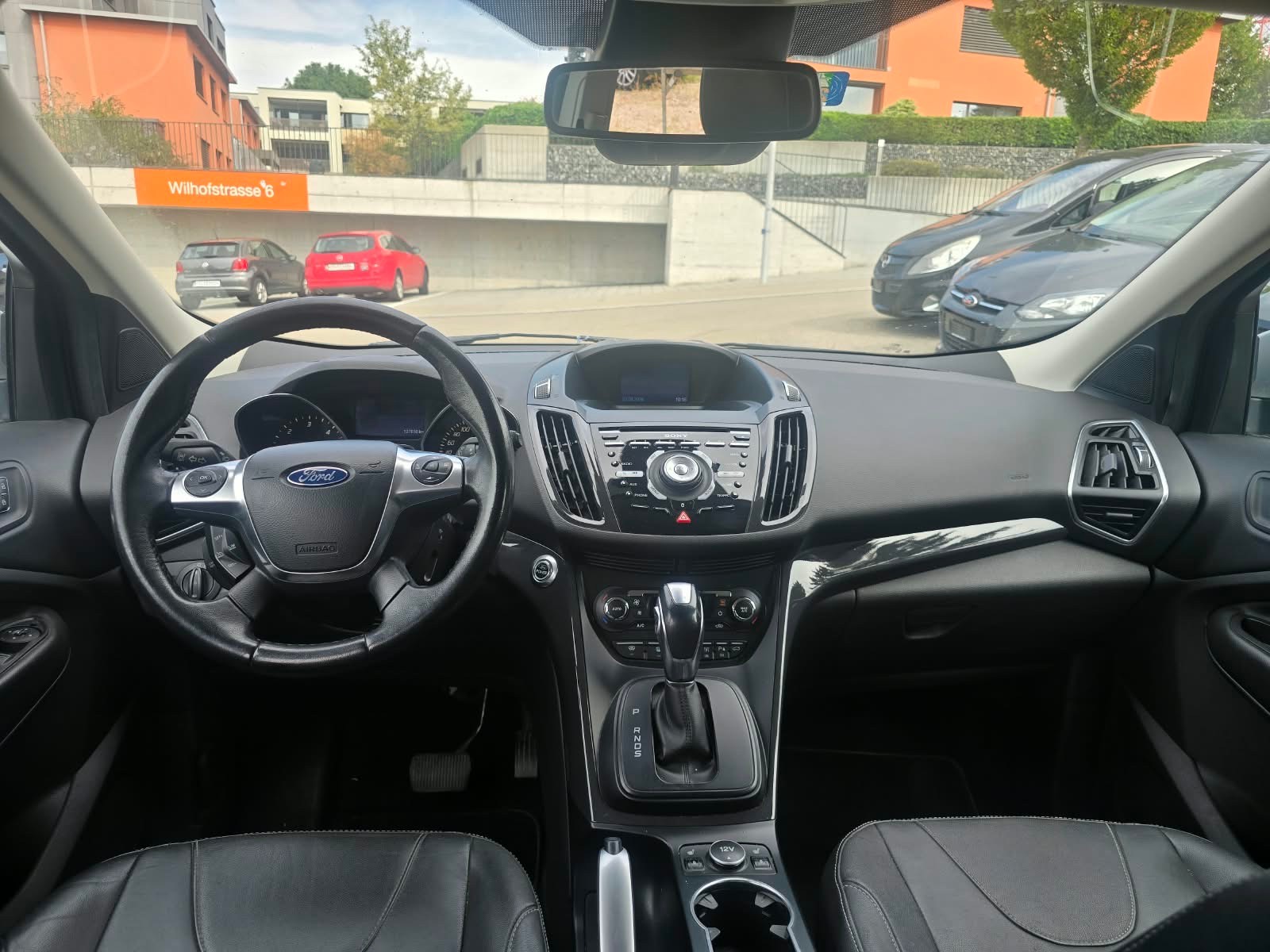 FORD Kuga 2.0 TDCi Titanium S 4WD PowerShift-image-2