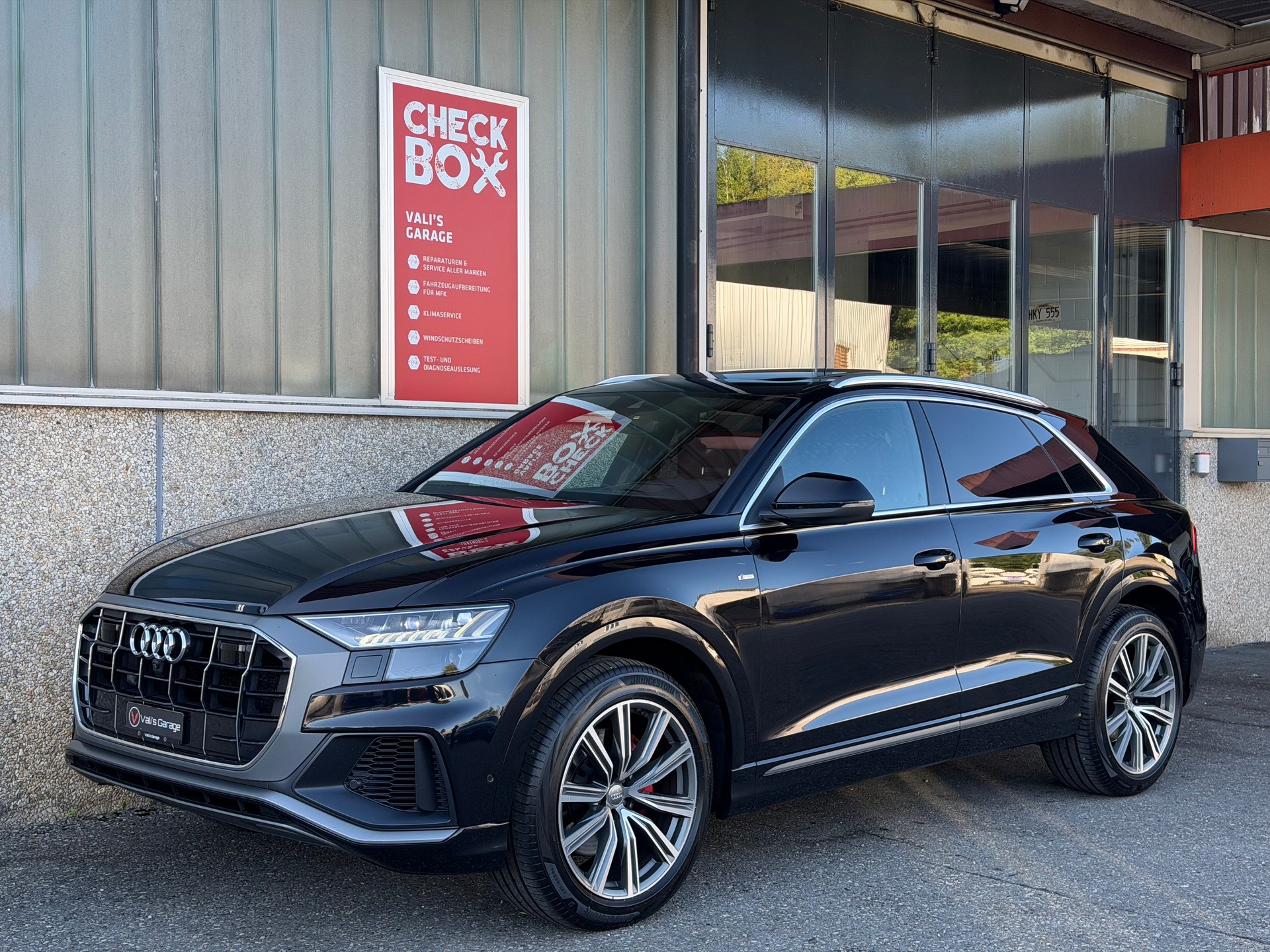 AUDI Q8 50 TDI quattro tiptronic-image-0