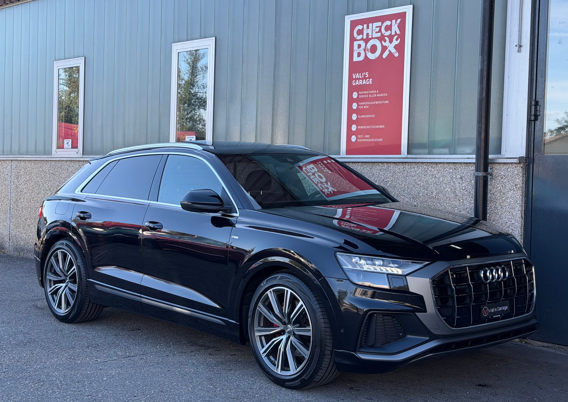 AUDI Q8 50 TDI quattro tiptronic-image-3