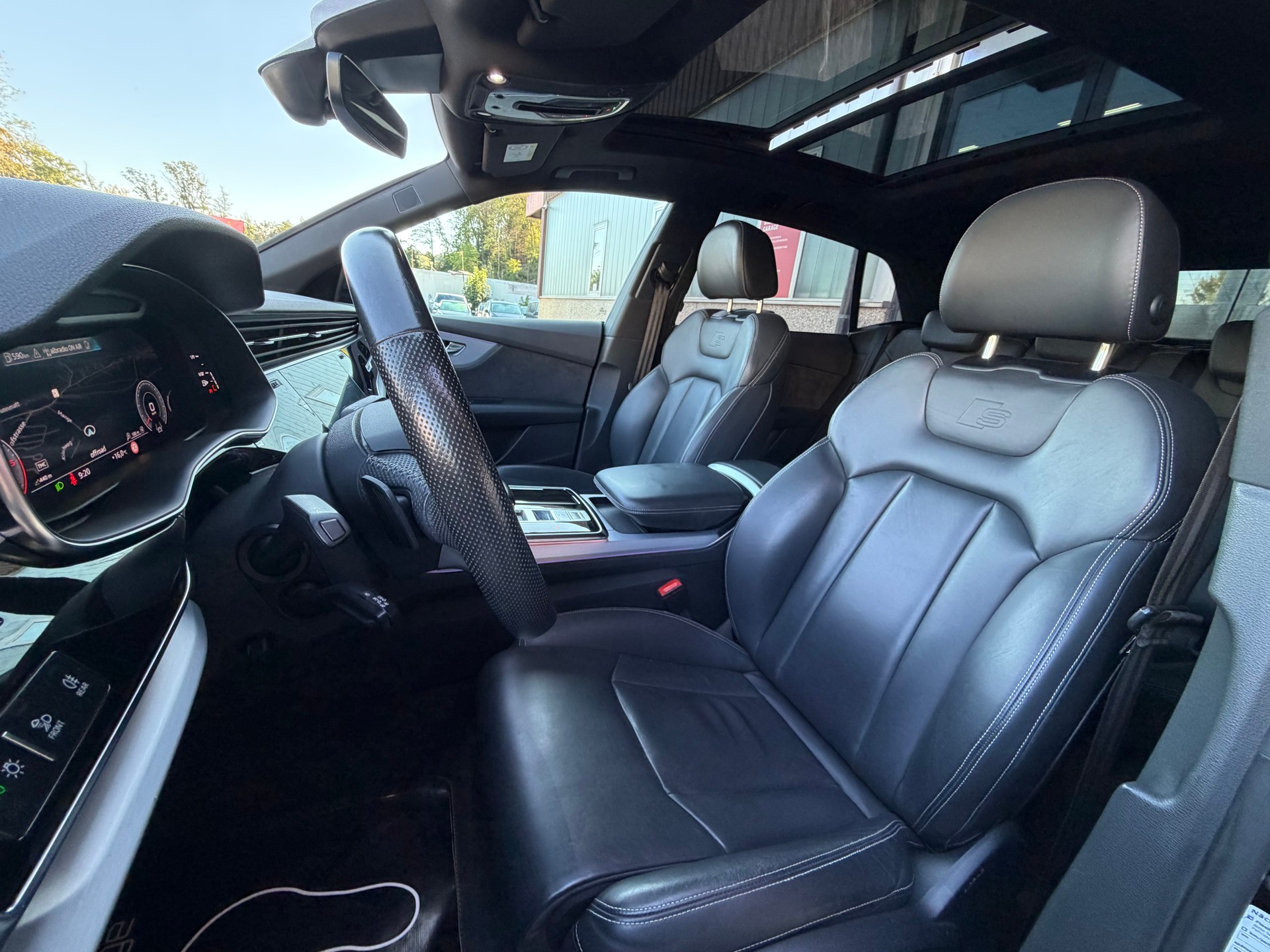 AUDI Q8 50 TDI quattro tiptronic-image-8