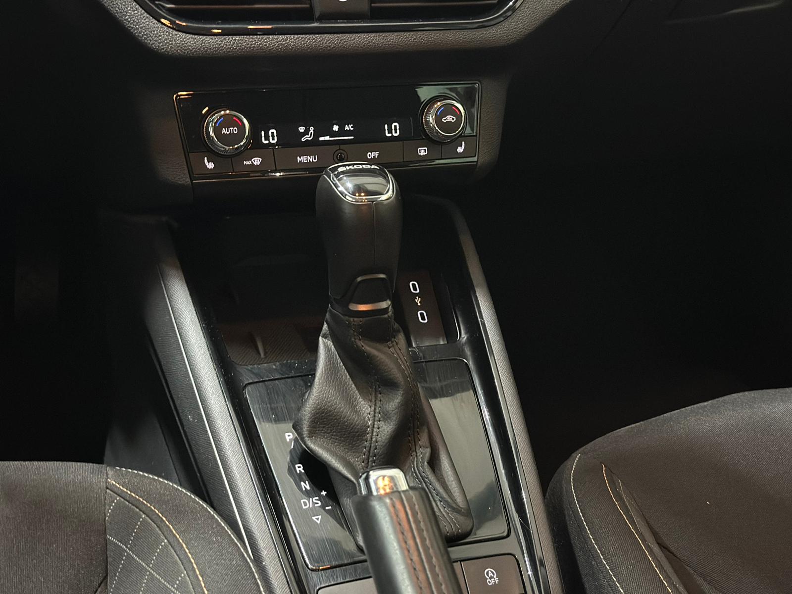 SKODA Scala 1.0 TSI Ambition DSG-image-14