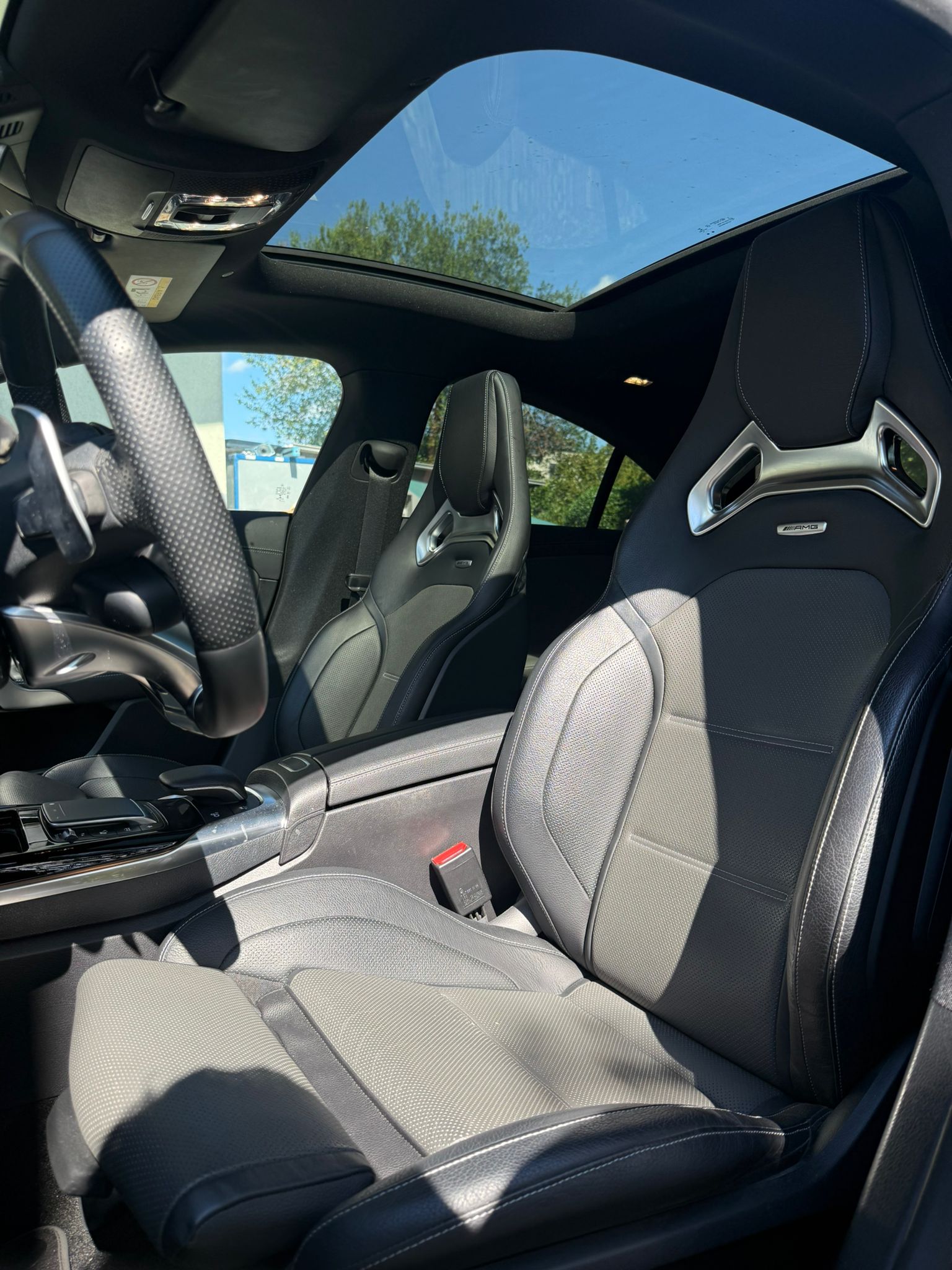 MERCEDES-BENZ CLA 45 AMG 4matic+-image-4