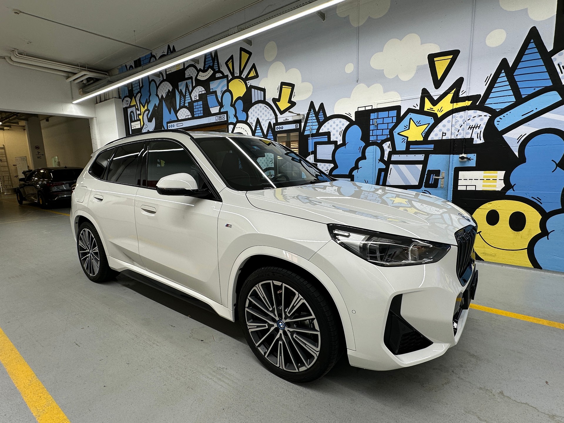 BMW iX1 xDrive 30 M Sport