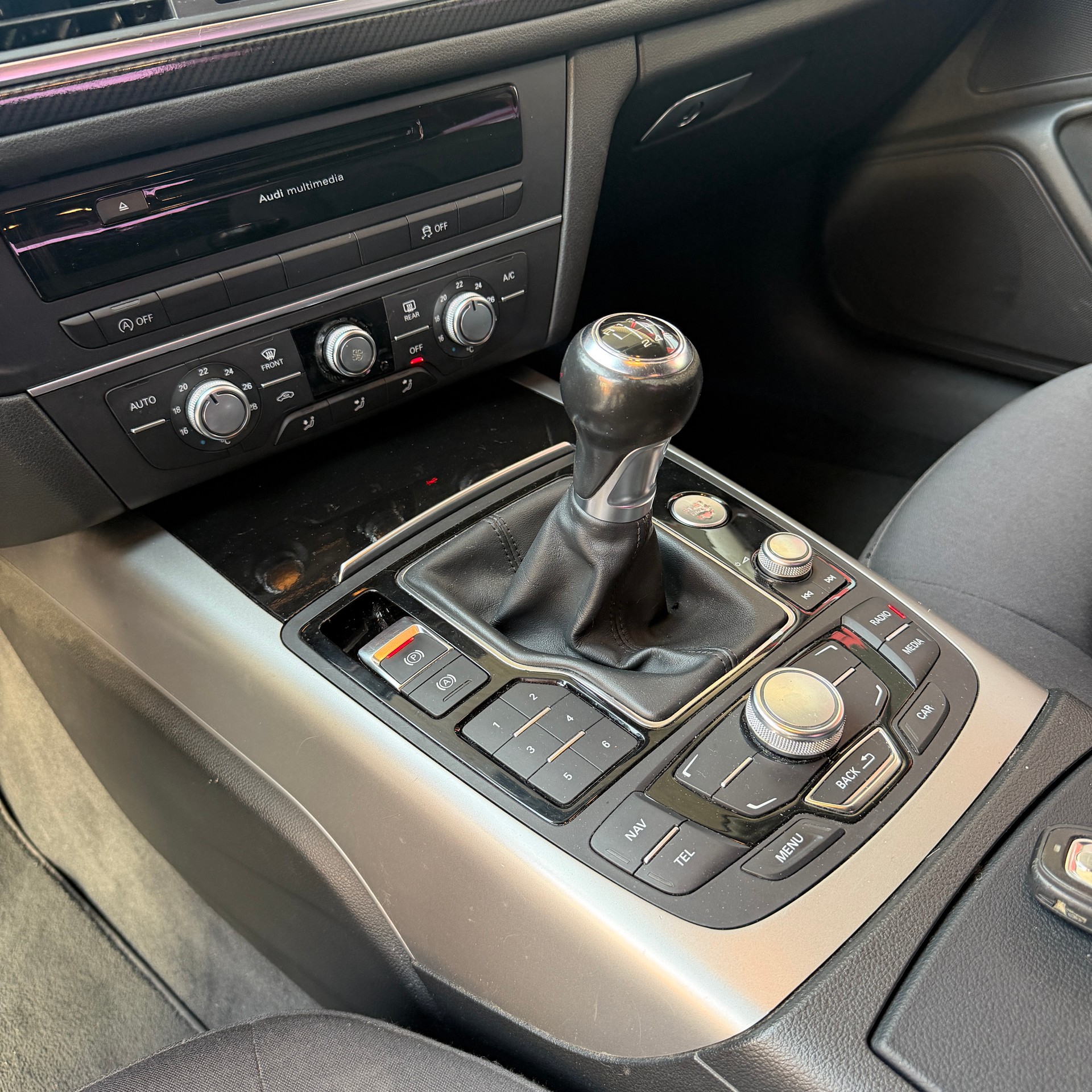 AUDI A6 Limousine 2.0 TFSI-image-11