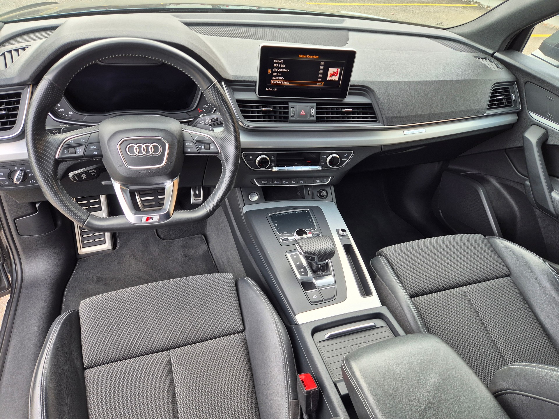 AUDI Q5 2.0 TFSI sport quattro S-tronic *S-Line*-image-7