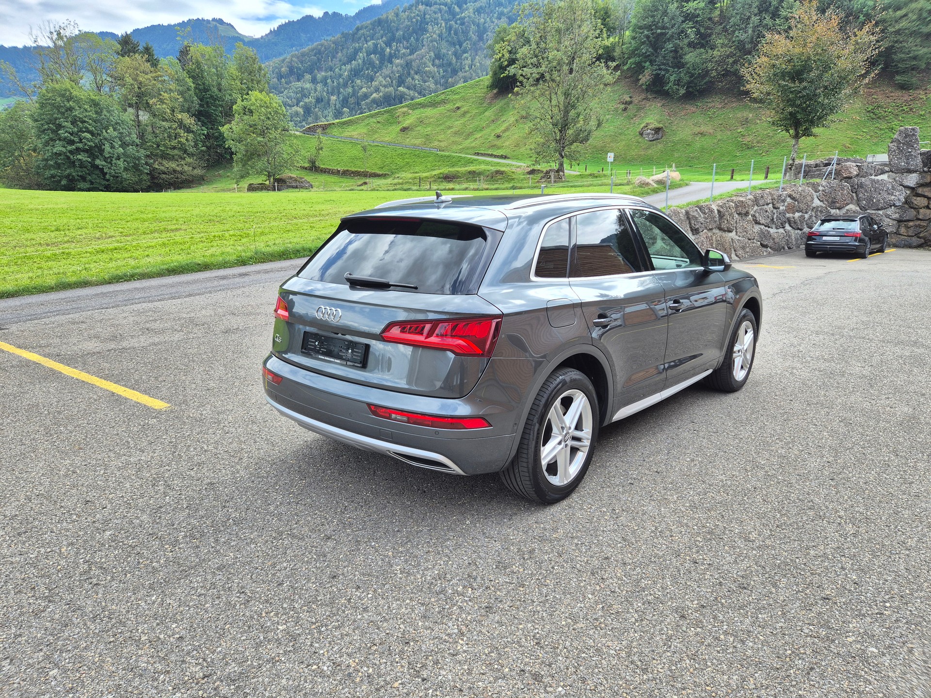 AUDI Q5 2.0 TFSI sport quattro S-tronic *S-Line*-image-5