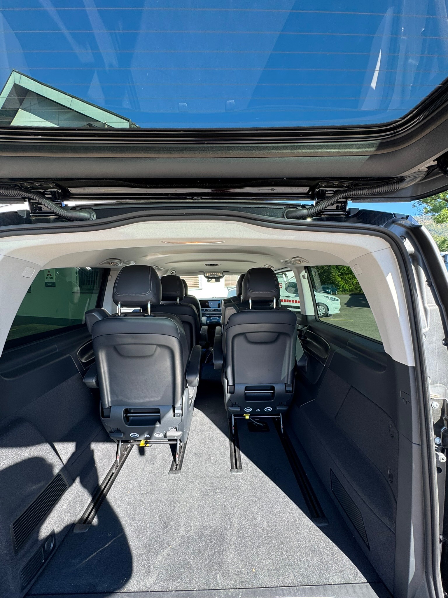 MERCEDES-BENZ V 250 d lang 4Matic 9G-Tronic-image-6