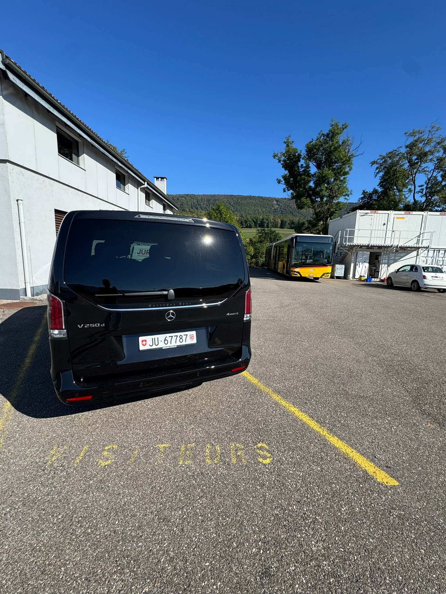 MERCEDES-BENZ V 250 d lang 4Matic 9G-Tronic-image-3
