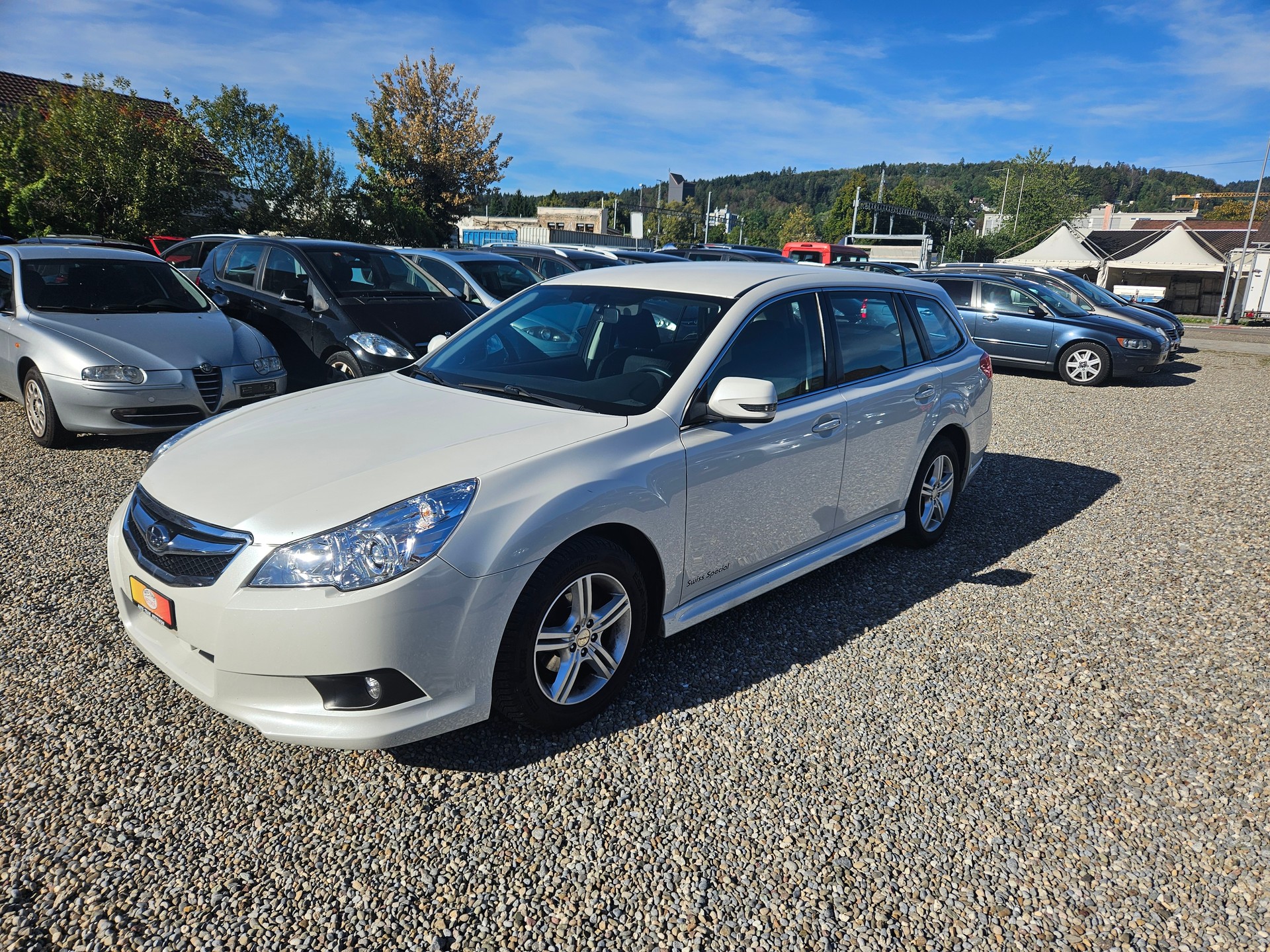 SUBARU Legacy 2.0i Swiss Special AWD-image-0