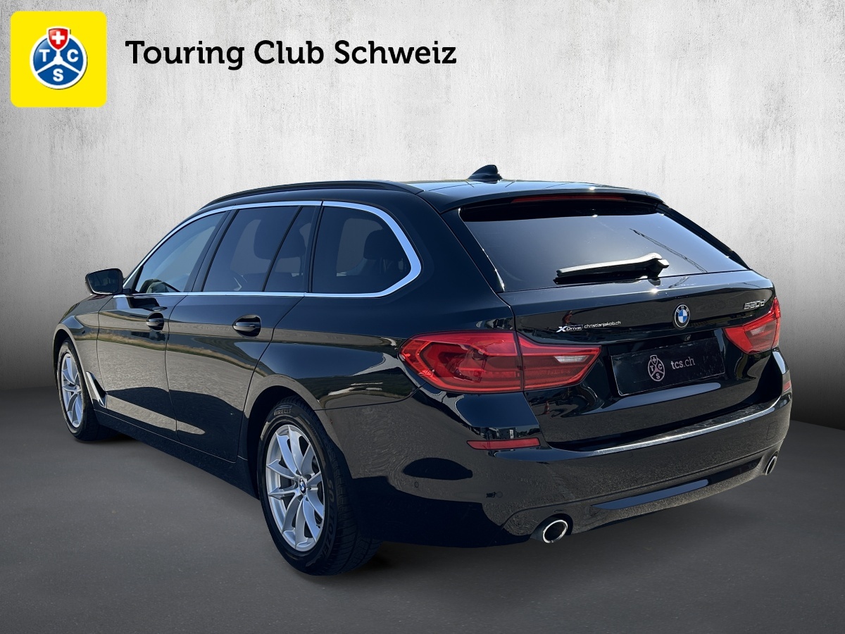 BMW 520d xDrive Touring Steptronic-image-2