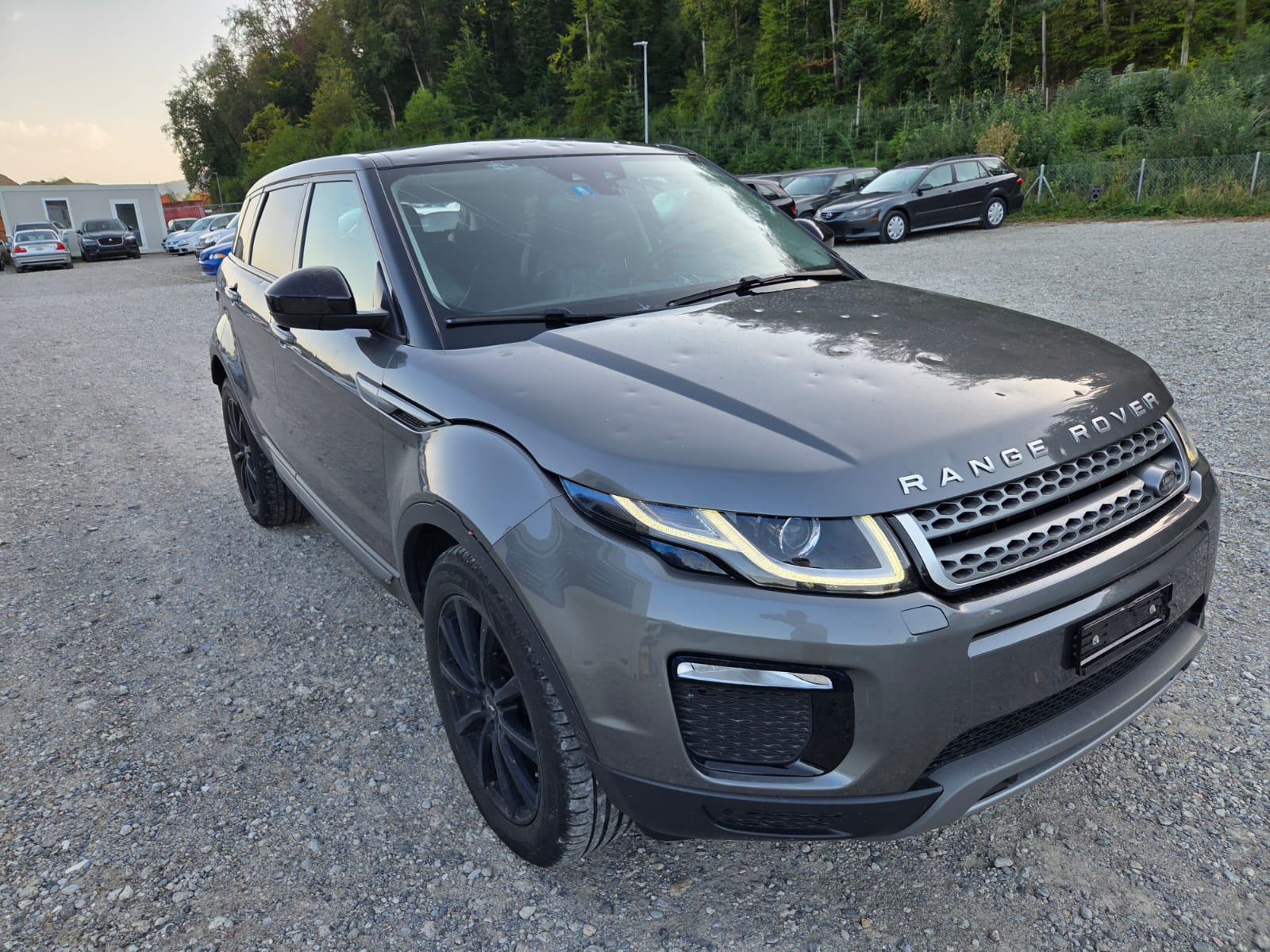 LAND ROVER Range Rover Evoque 2.0 Si4 SE Advantage AT9-image-1