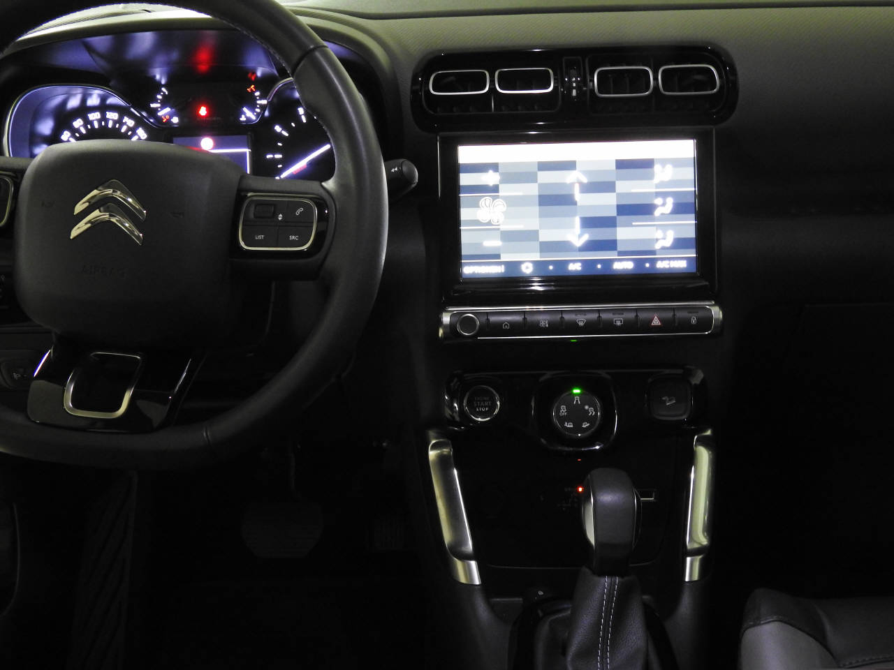 CITROEN C3 Aircross 1.2 PureTech 130 Shine Pack-image-15
