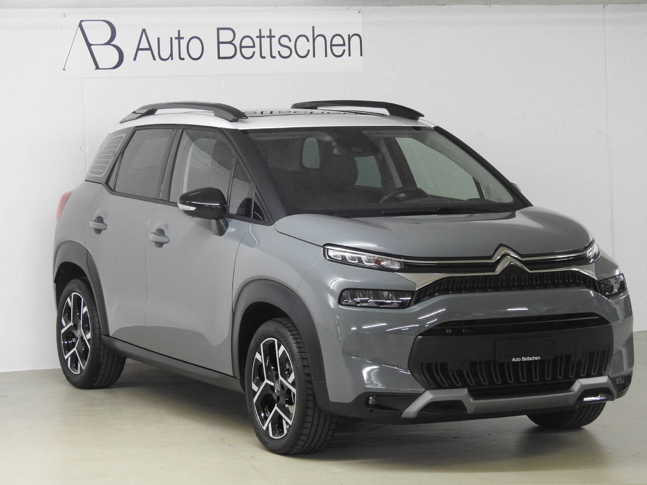 CITROEN C3 Aircross 1.2 PureTech 130 Shine Pack-image-1