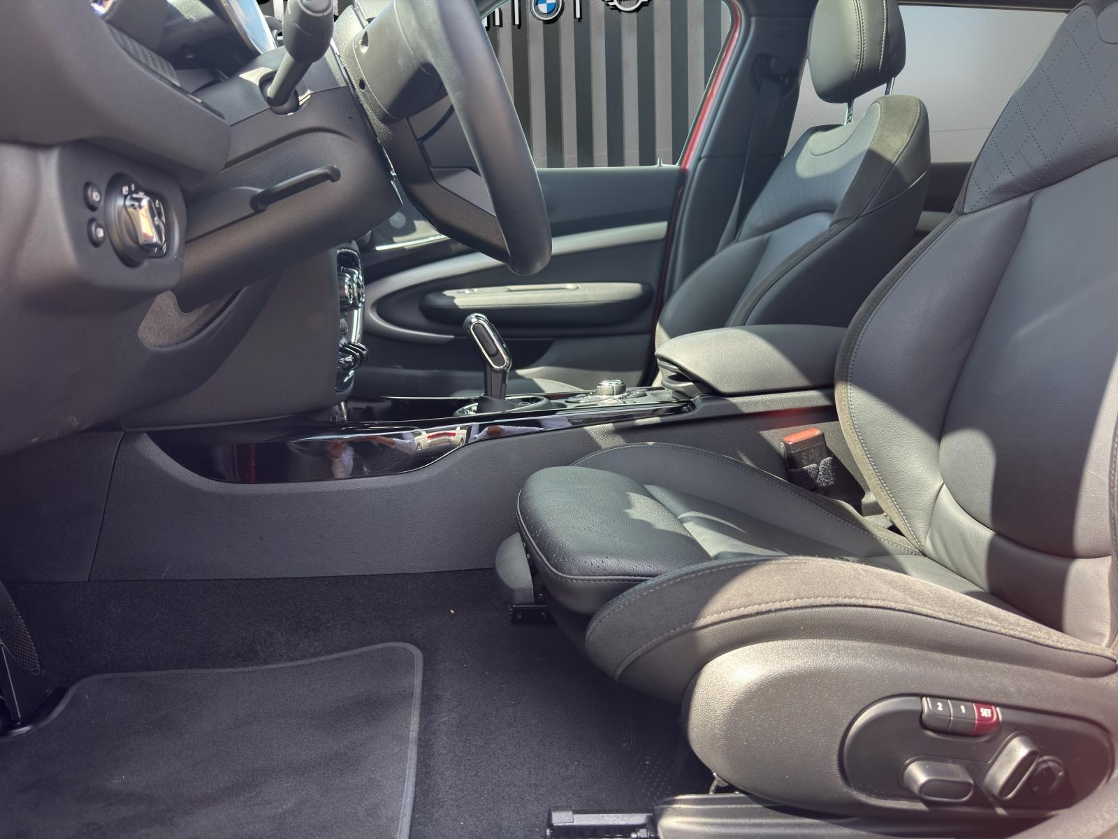 MINI Clubman F54 1.5i Cooper CLASSIC TRIM-image-14