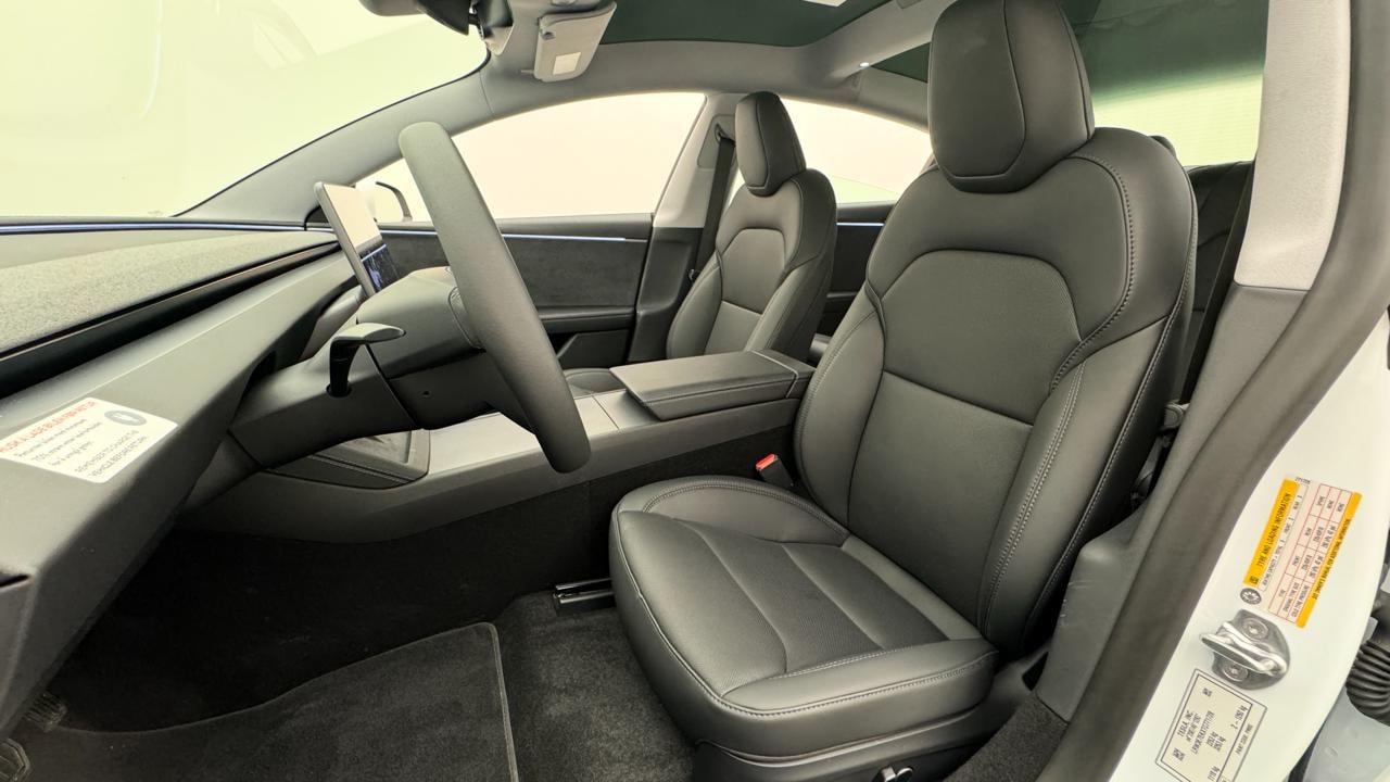 TESLA Model 3 Long Range Dual Motor AWD-image-4