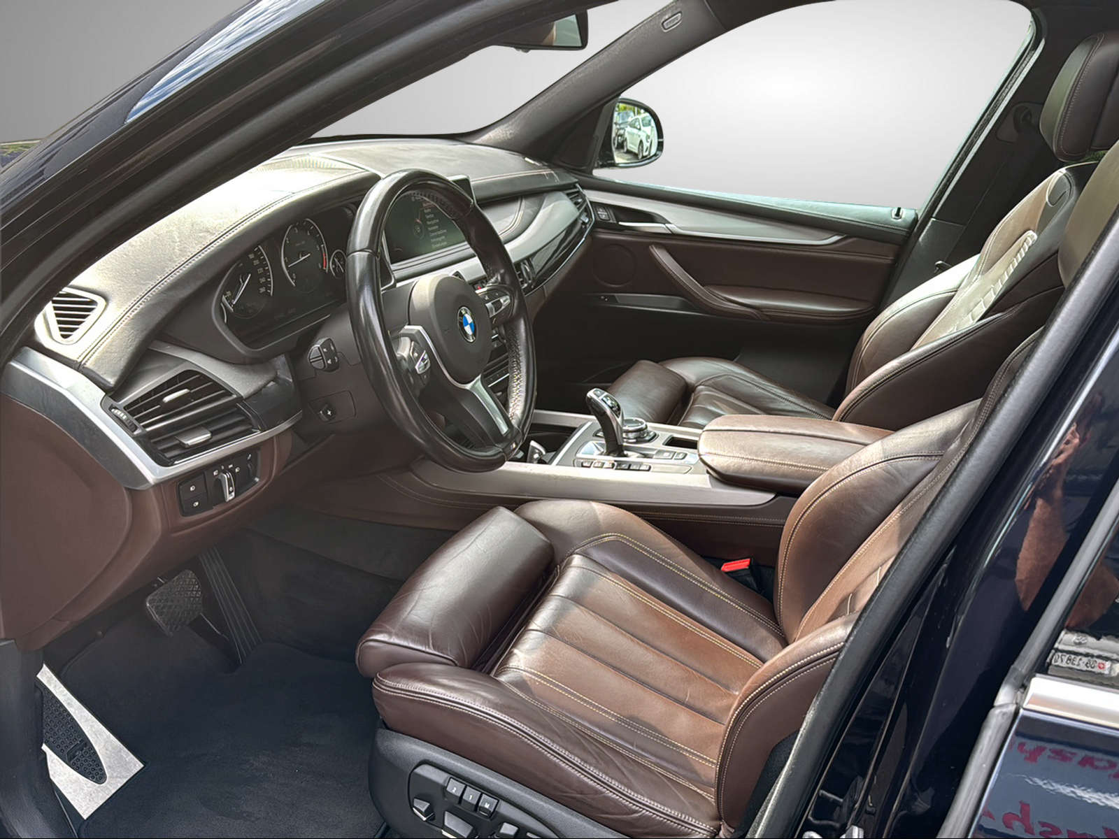 BMW X5 xDrive M50d Steptronic-image-19