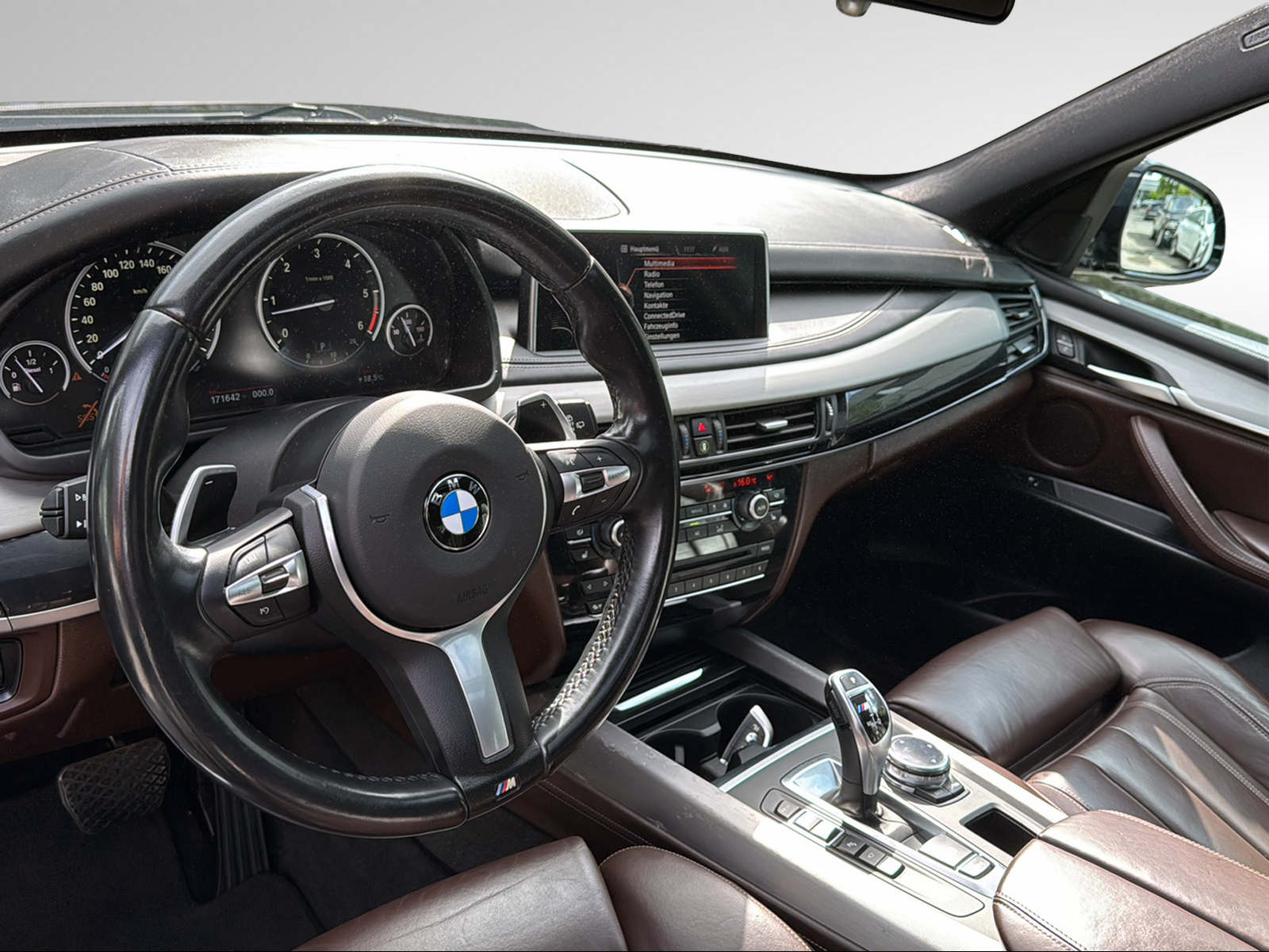 BMW X5 xDrive M50d Steptronic-image-16
